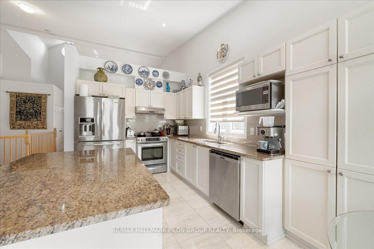 Photo 4 of 146 Esterbrook Drive, Ottawa, Mer Bleue/Bradley Estates/Anderson Park — HOMEH