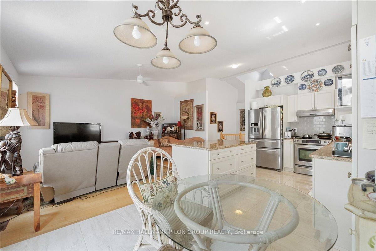 Photo 8 of 146 Esterbrook Drive, Ottawa, Mer Bleue/Bradley Estates/Anderson Park — HOMEH