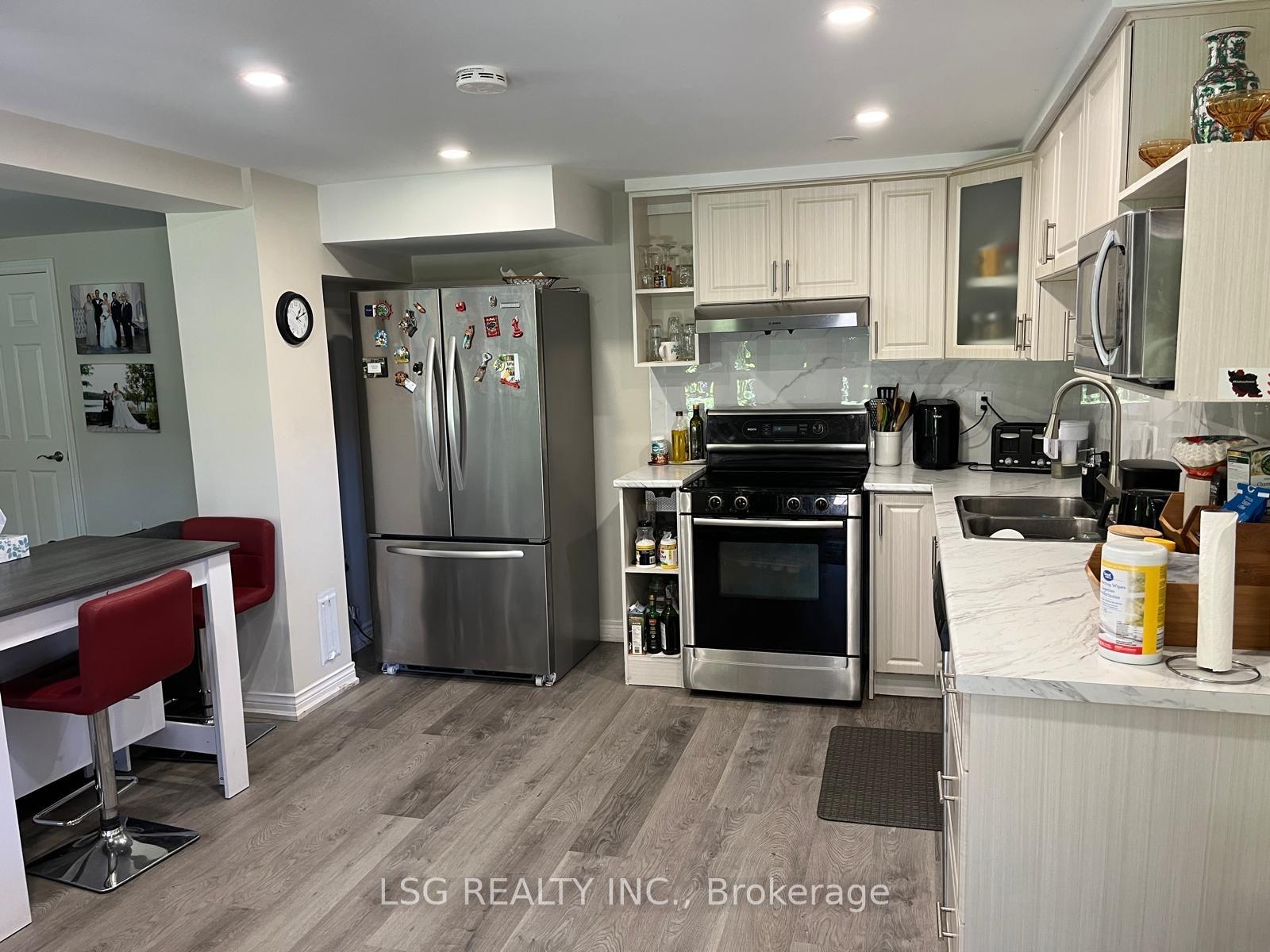 Photo 4 of 180 Elman Crescent, Newmarket, Bristol-London — HOMEH