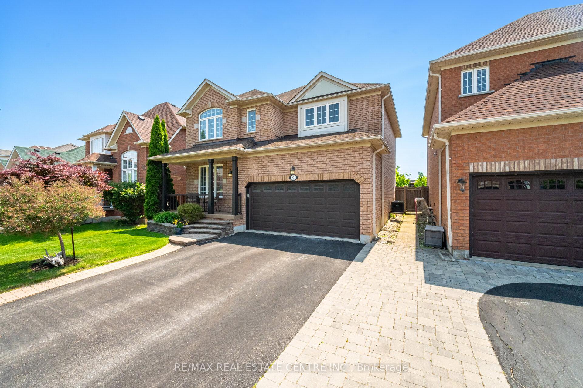 Photo 17 of 221 Ellis Crescent, Milton, Dempsey — HOMEH