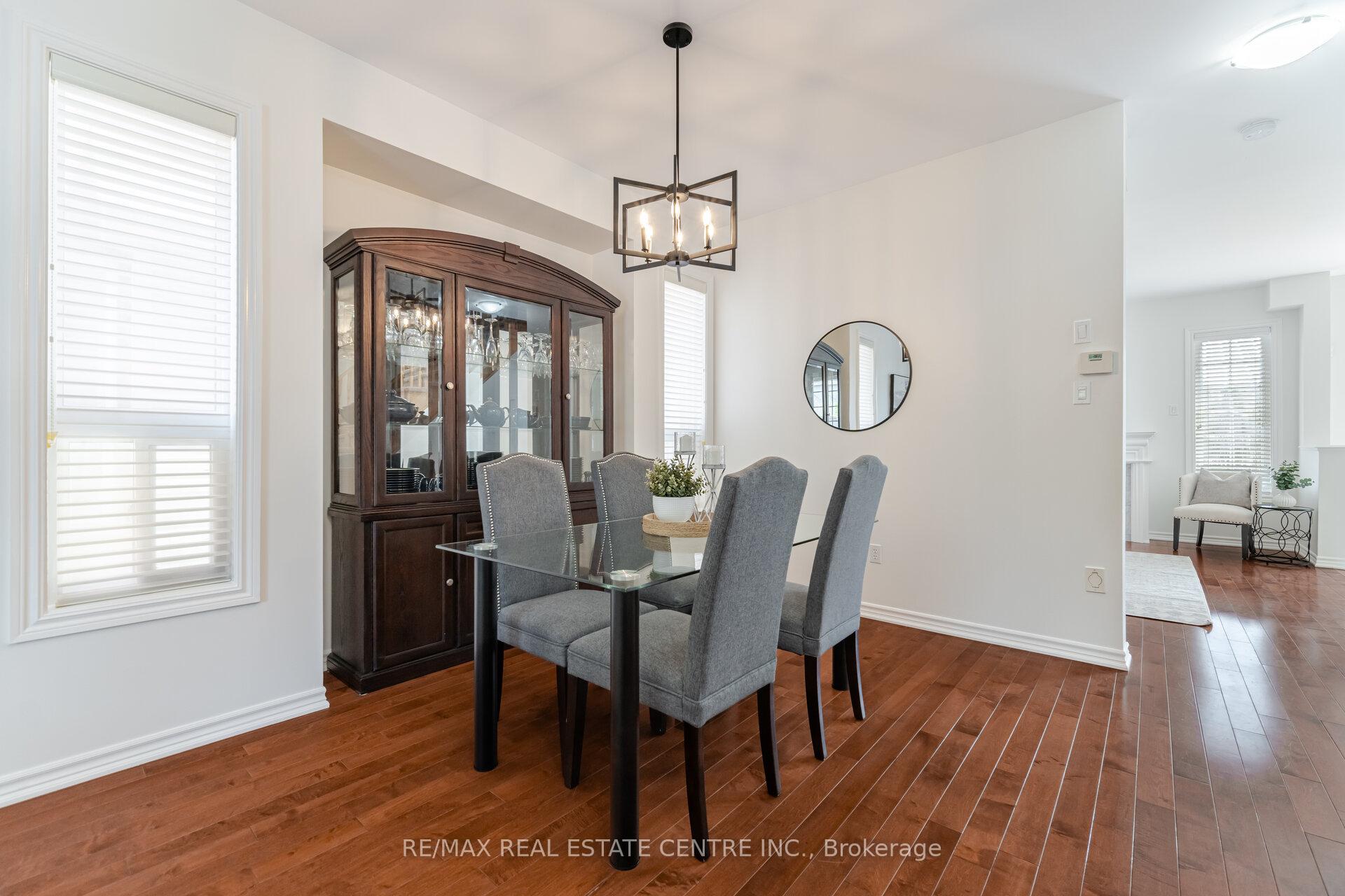 Photo 29 of 221 Ellis Crescent, Milton, Dempsey — HOMEH