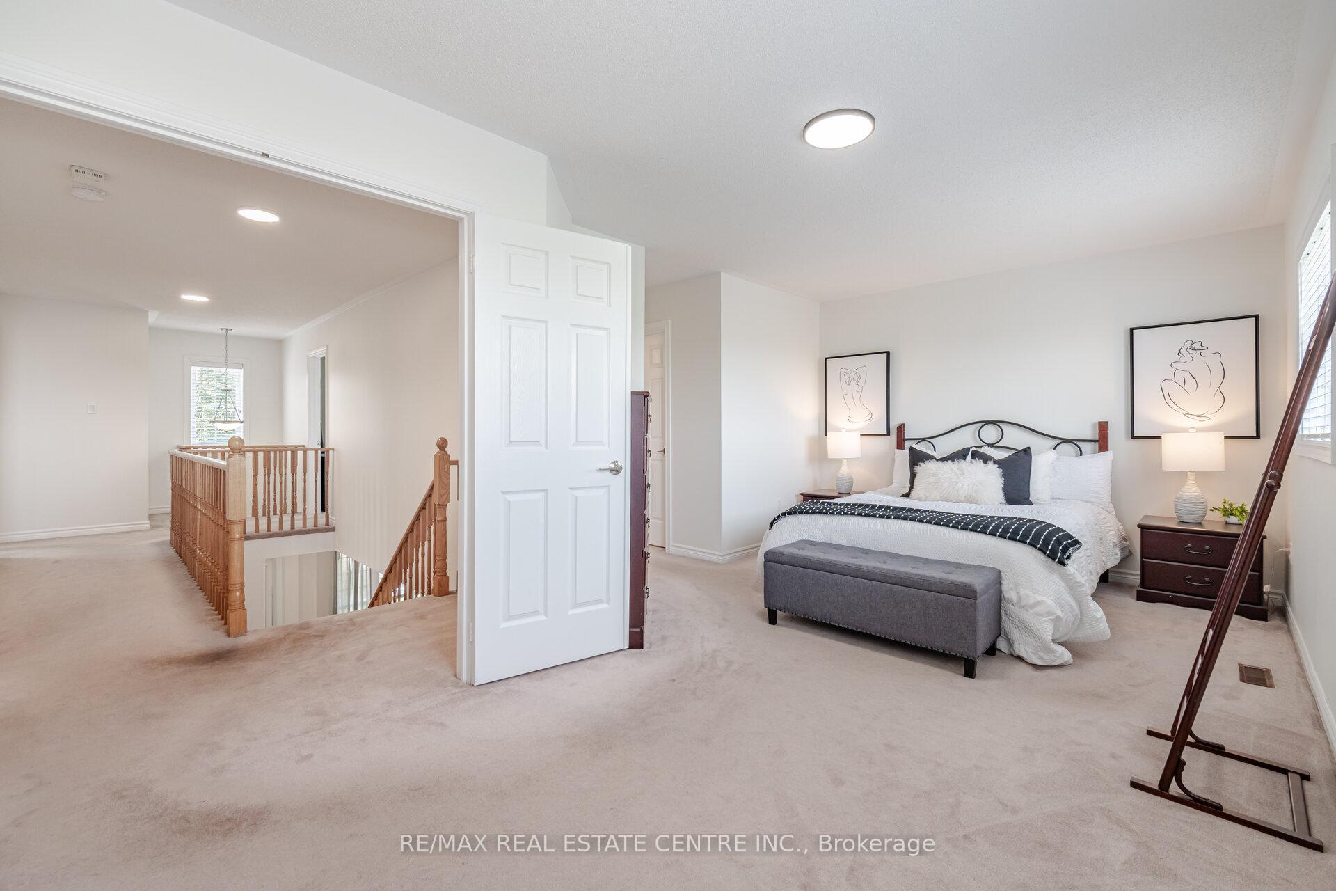 Photo 13 of 221 Ellis Crescent, Milton, Dempsey — HOMEH