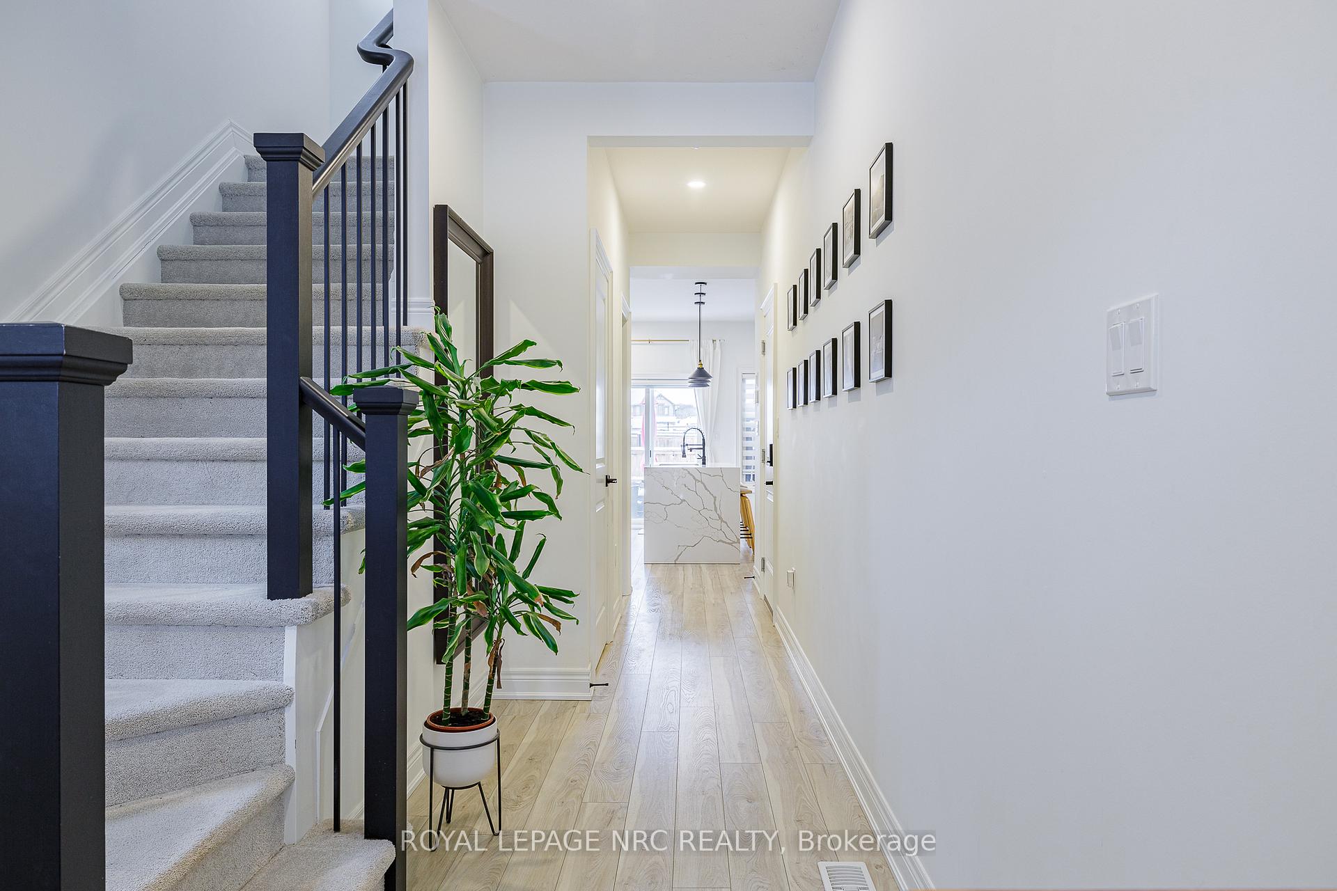Photo 4 of 7 Lymburner Street, Pelham, Fonthill — HOMEH