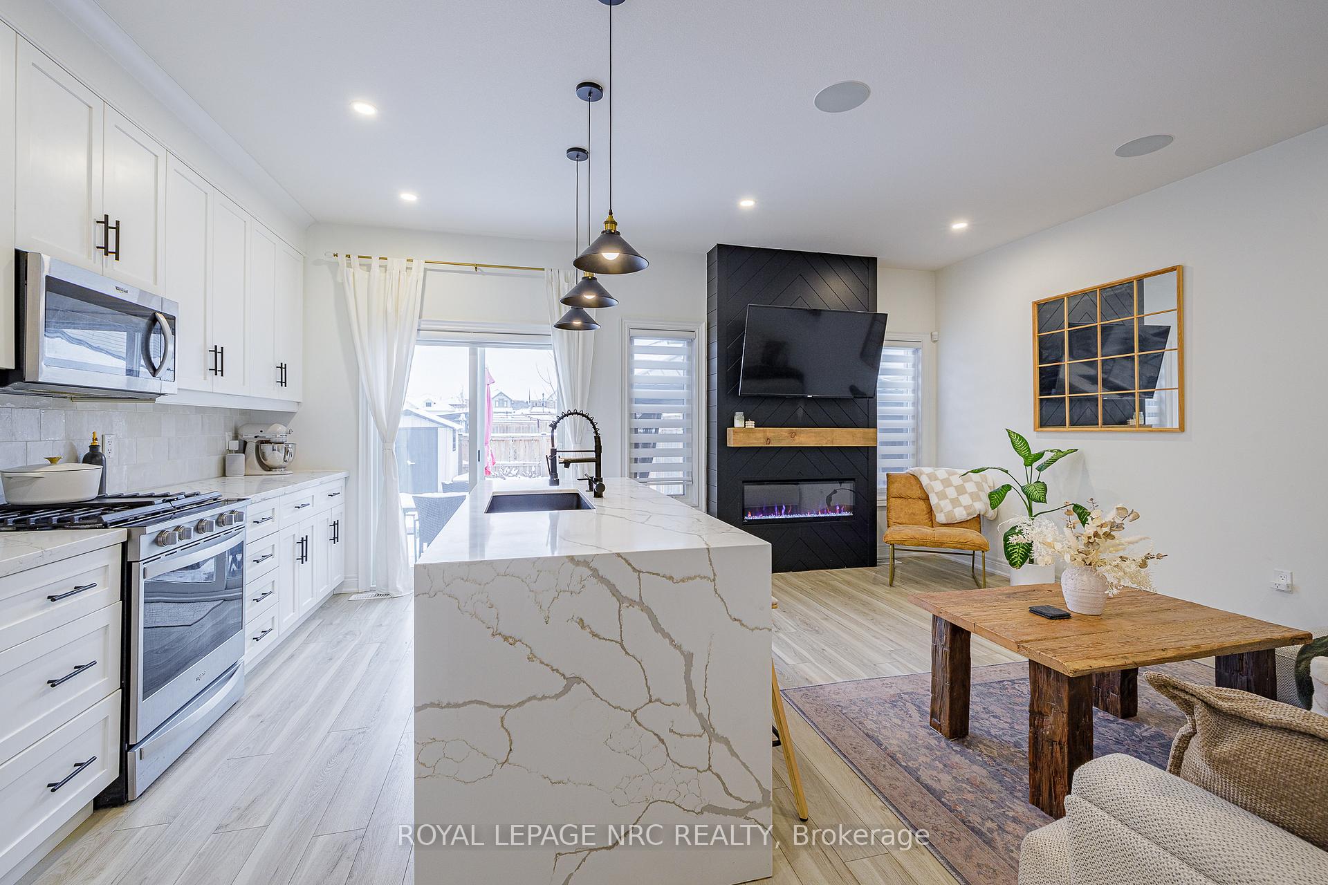 Photo 6 of 7 Lymburner Street, Pelham, Fonthill — HOMEH