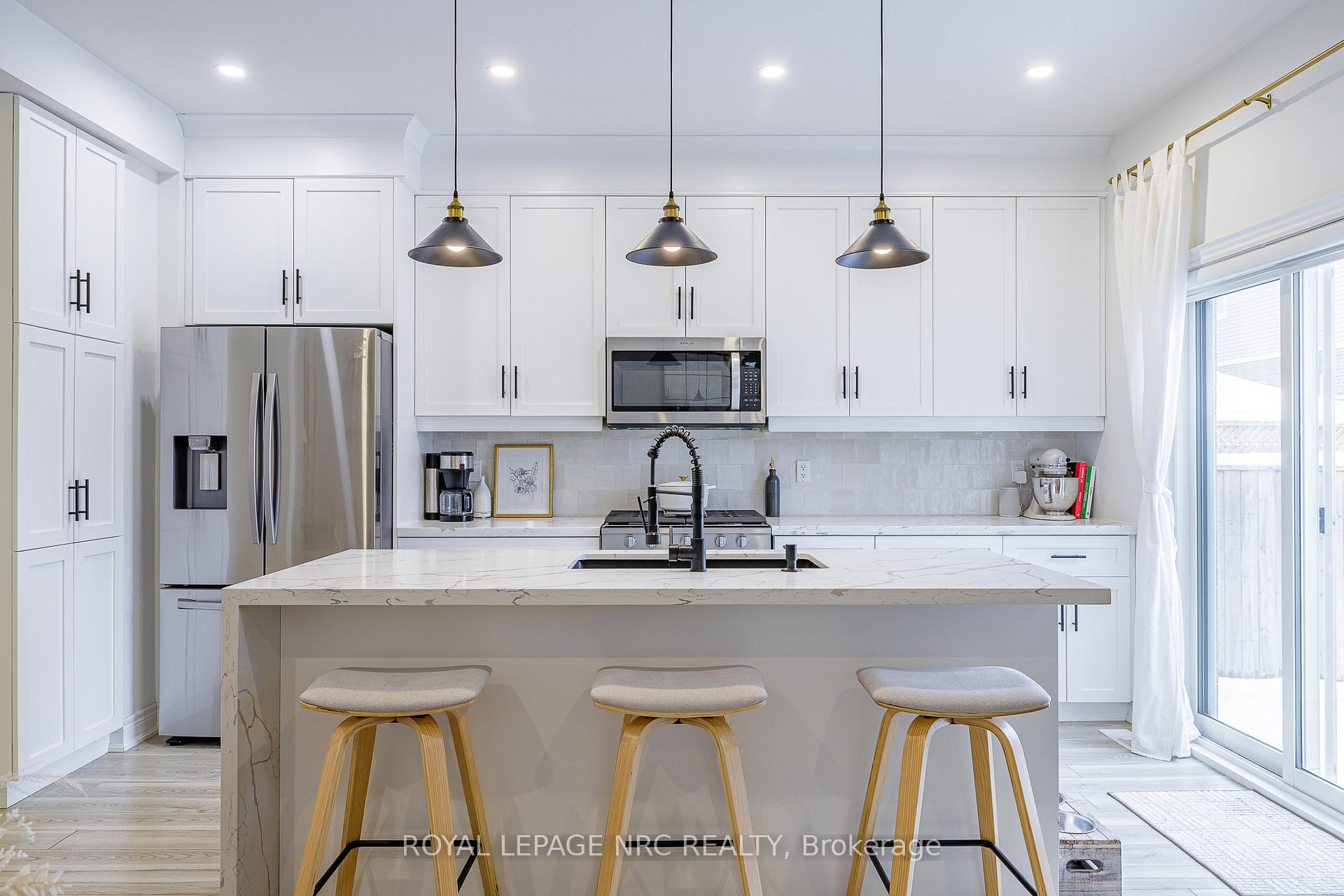 Photo 7 of 7 Lymburner Street, Pelham, Fonthill — HOMEH