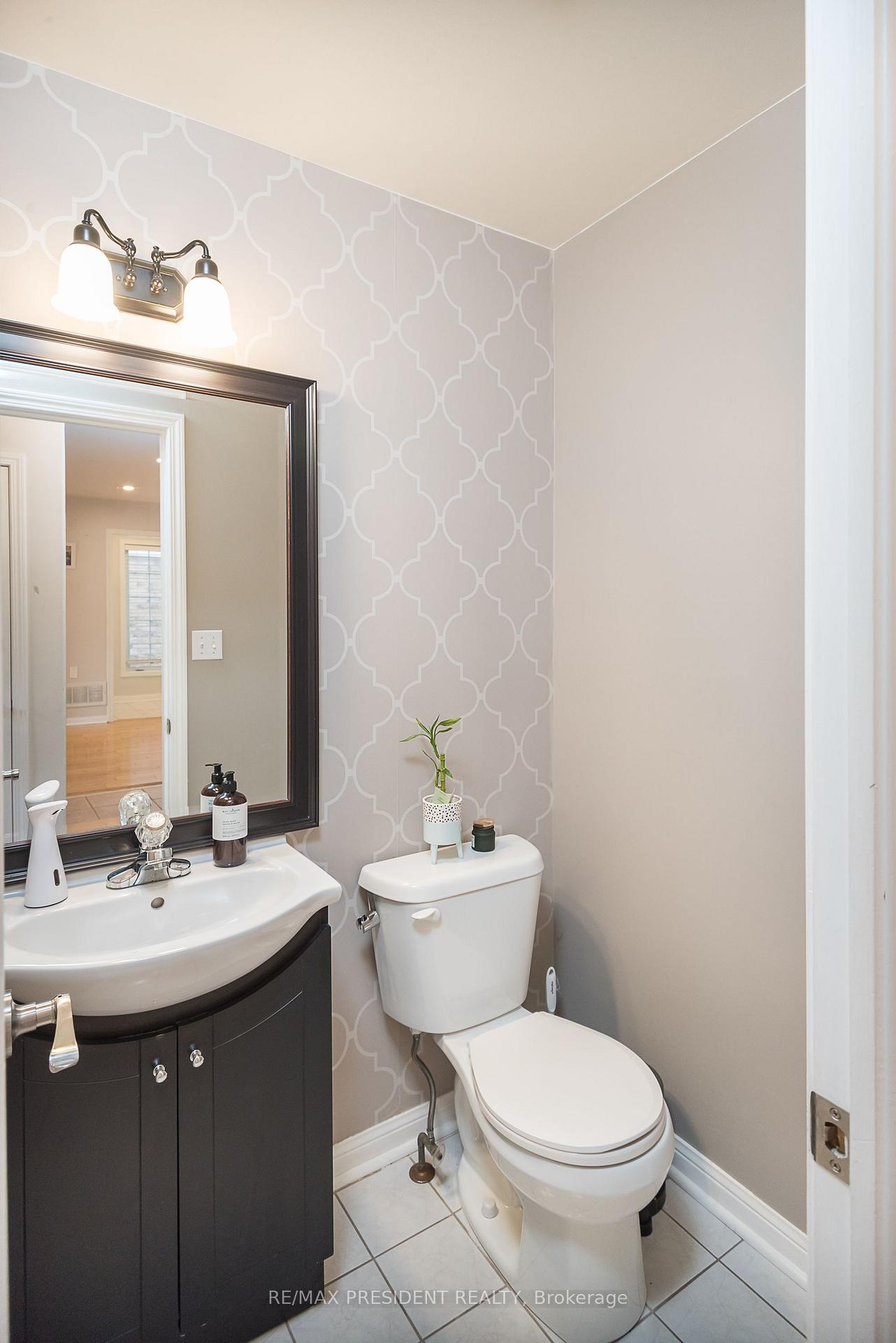 Photo 19 of 482 Trudeau Drive, Milton, Clarke — HOMEH