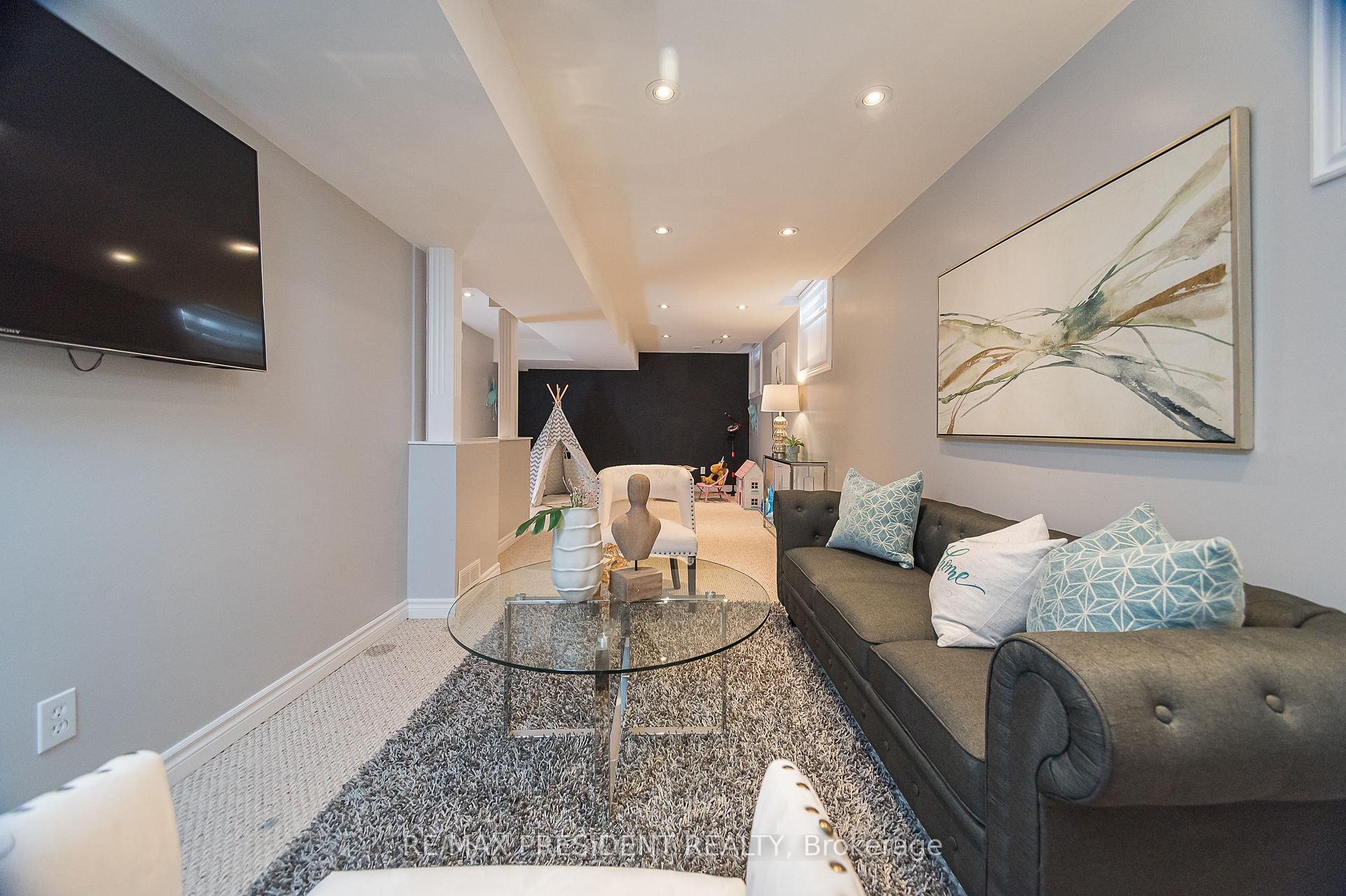 Photo 31 of 482 Trudeau Drive, Milton, Clarke — HOMEH