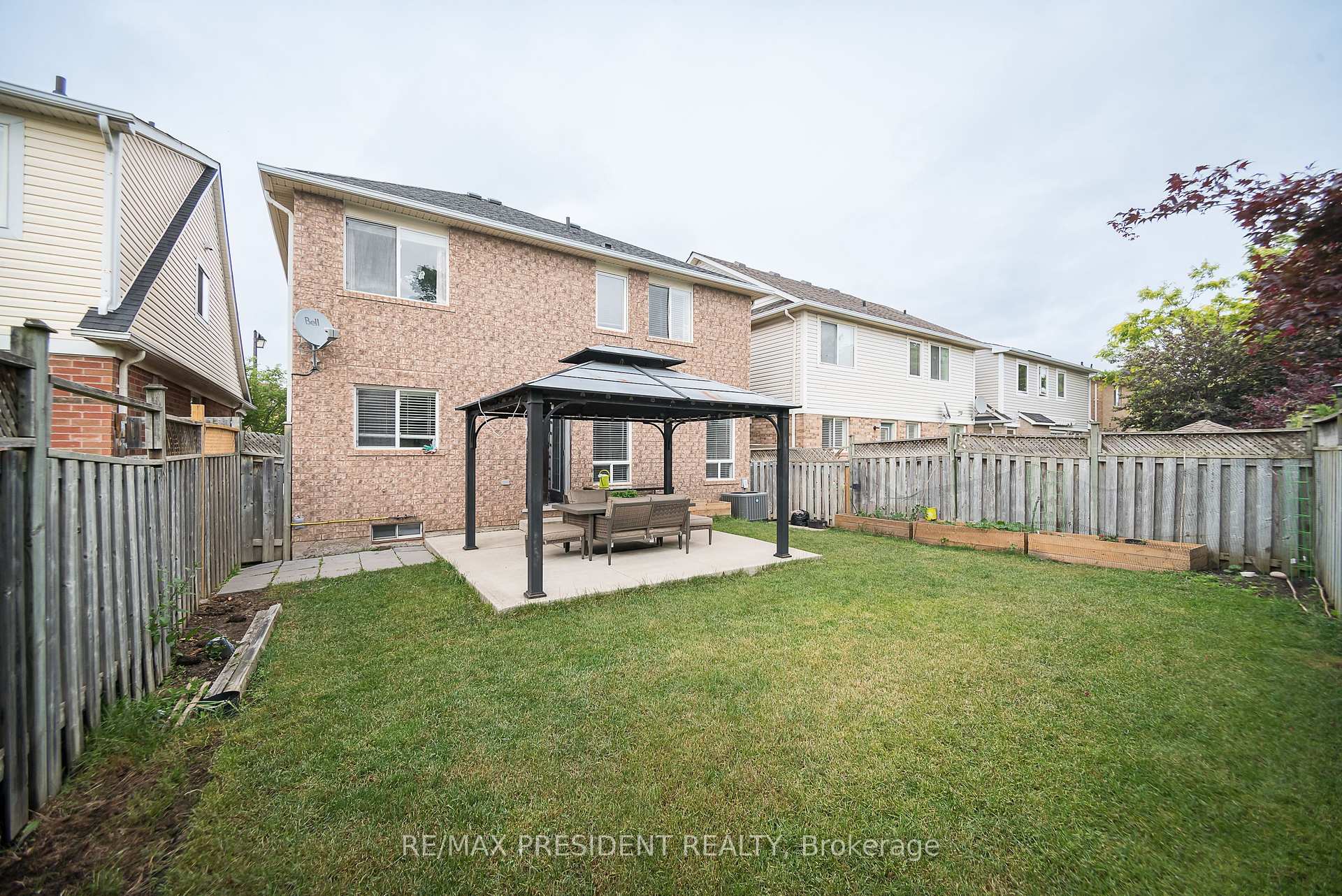 Photo 35 of 482 Trudeau Drive, Milton, Clarke — HOMEH
