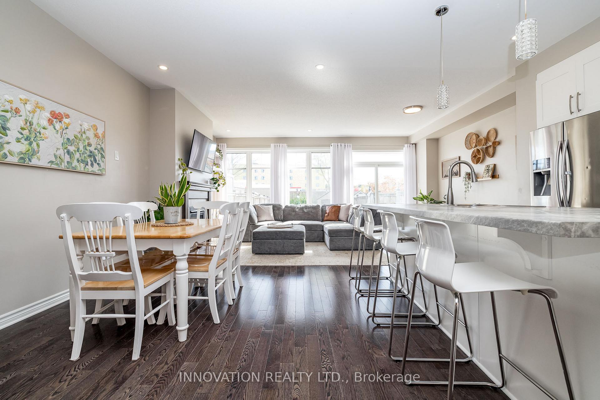 Photo 3 of 304 Mishawashkode Street, Ottawa, Camelot — HOMEH