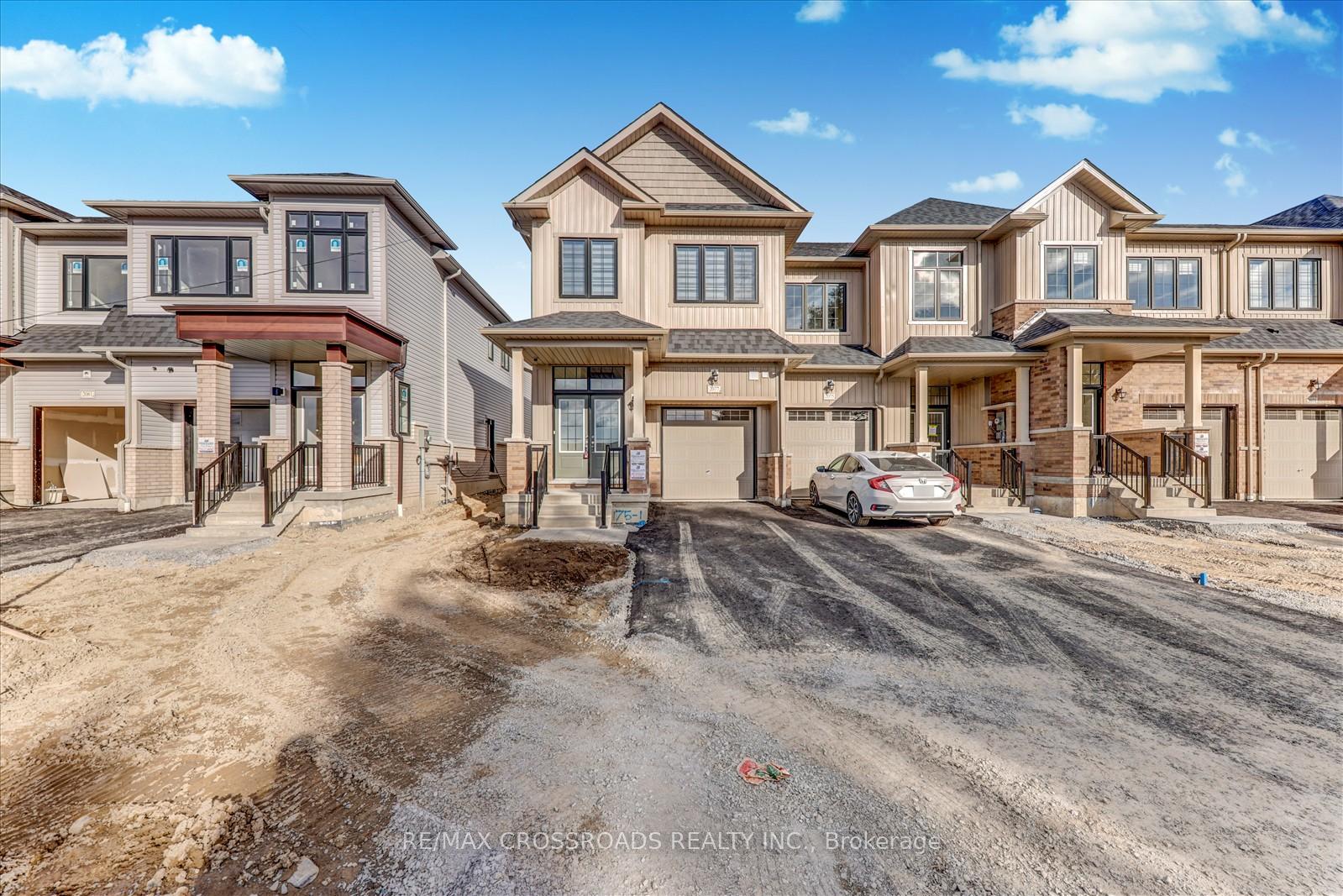 Photo 2 of 2077 Horace Duncan Crescent, Oshawa, Kedron — HOMEH