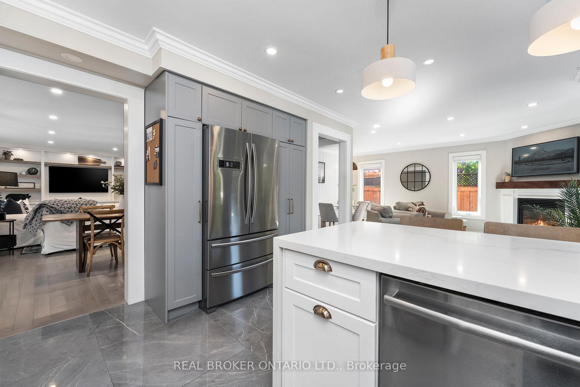 Photo 9 of 49 Foxtail Ridge, Newmarket, Armitage — HOMEH