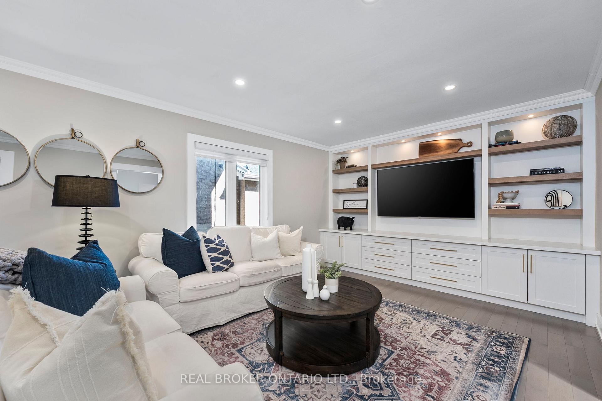 Photo 10 of 49 Foxtail Ridge, Newmarket, Armitage — HOMEH