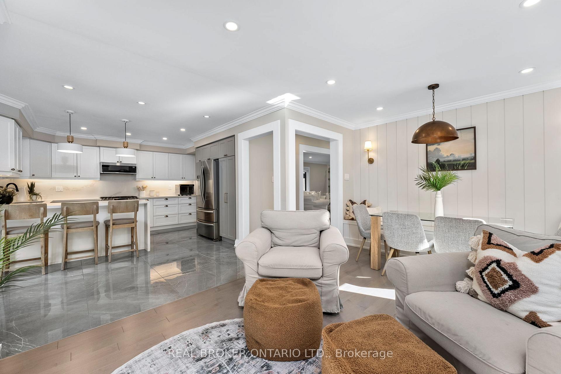 Photo 16 of 49 Foxtail Ridge, Newmarket, Armitage — HOMEH