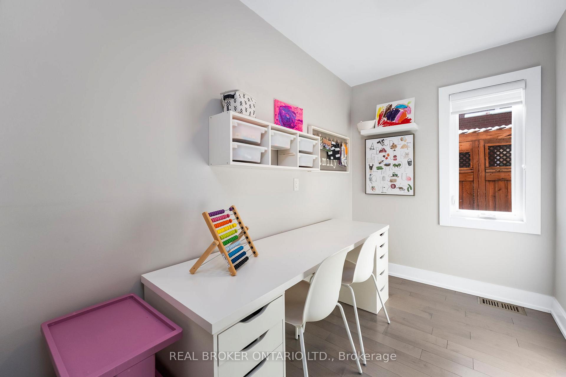Photo 17 of 49 Foxtail Ridge, Newmarket, Armitage — HOMEH