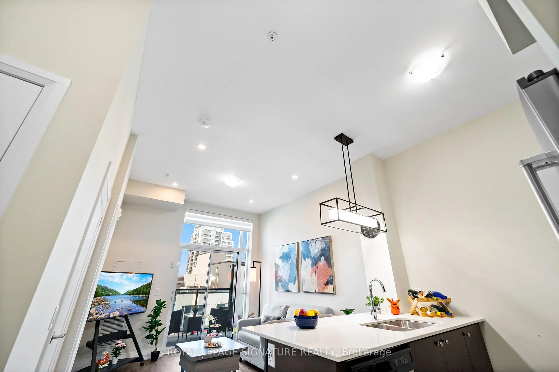 Photo 13 of Unit 629, 16 Concord Place, Grimsby, Grimsby Beach — HOMEH