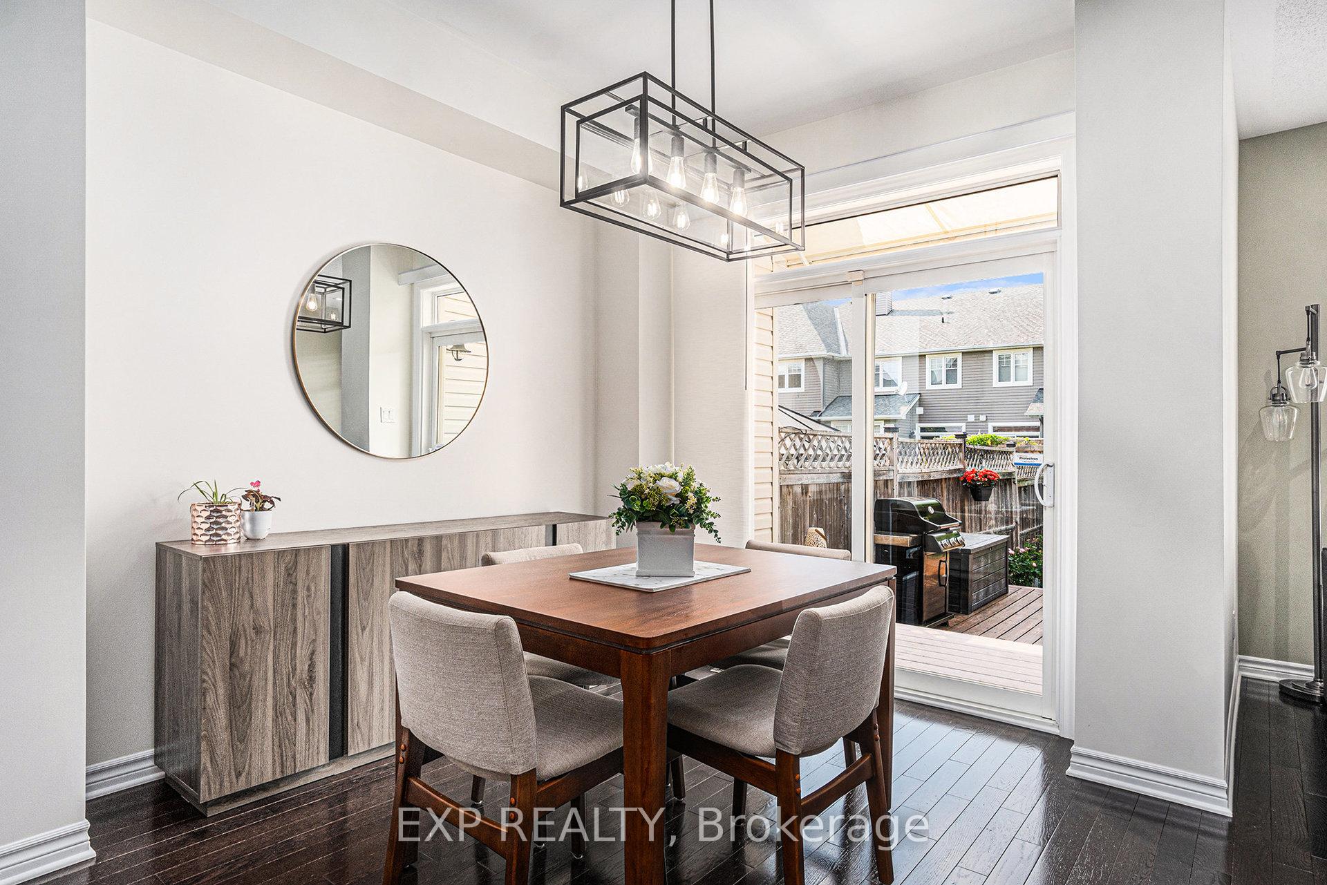 Photo 10 of 493 Rochefort Circle, Ottawa, Avalon West — HOMEH