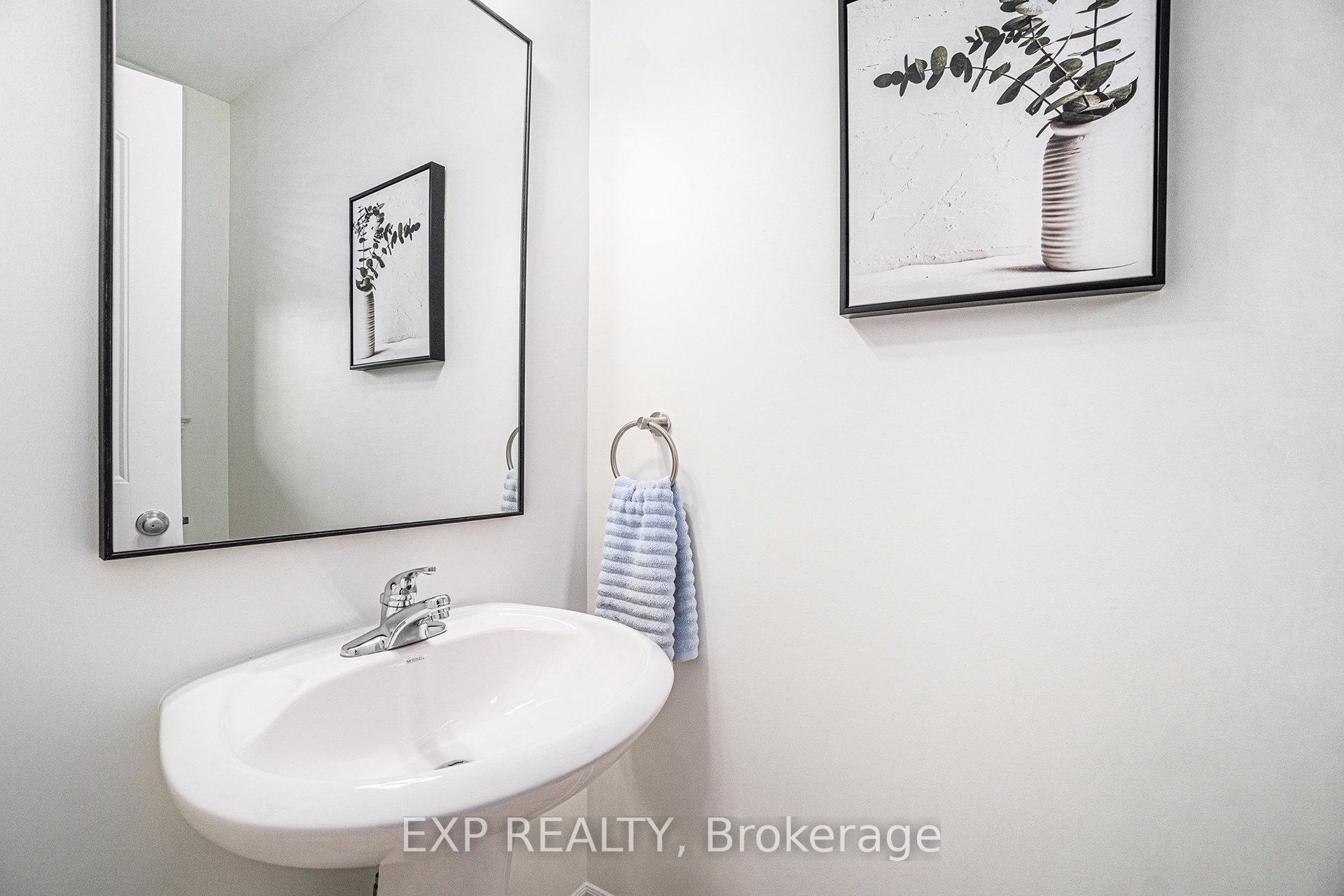 Photo 15 of 493 Rochefort Circle, Ottawa, Avalon West — HOMEH