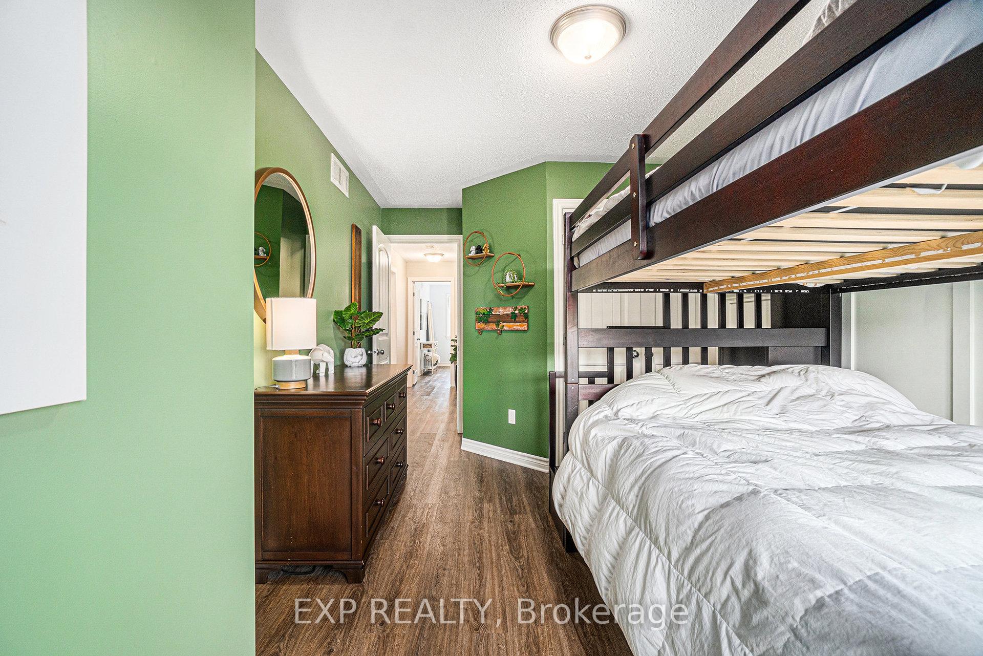 Photo 22 of 493 Rochefort Circle, Ottawa, Avalon West — HOMEH