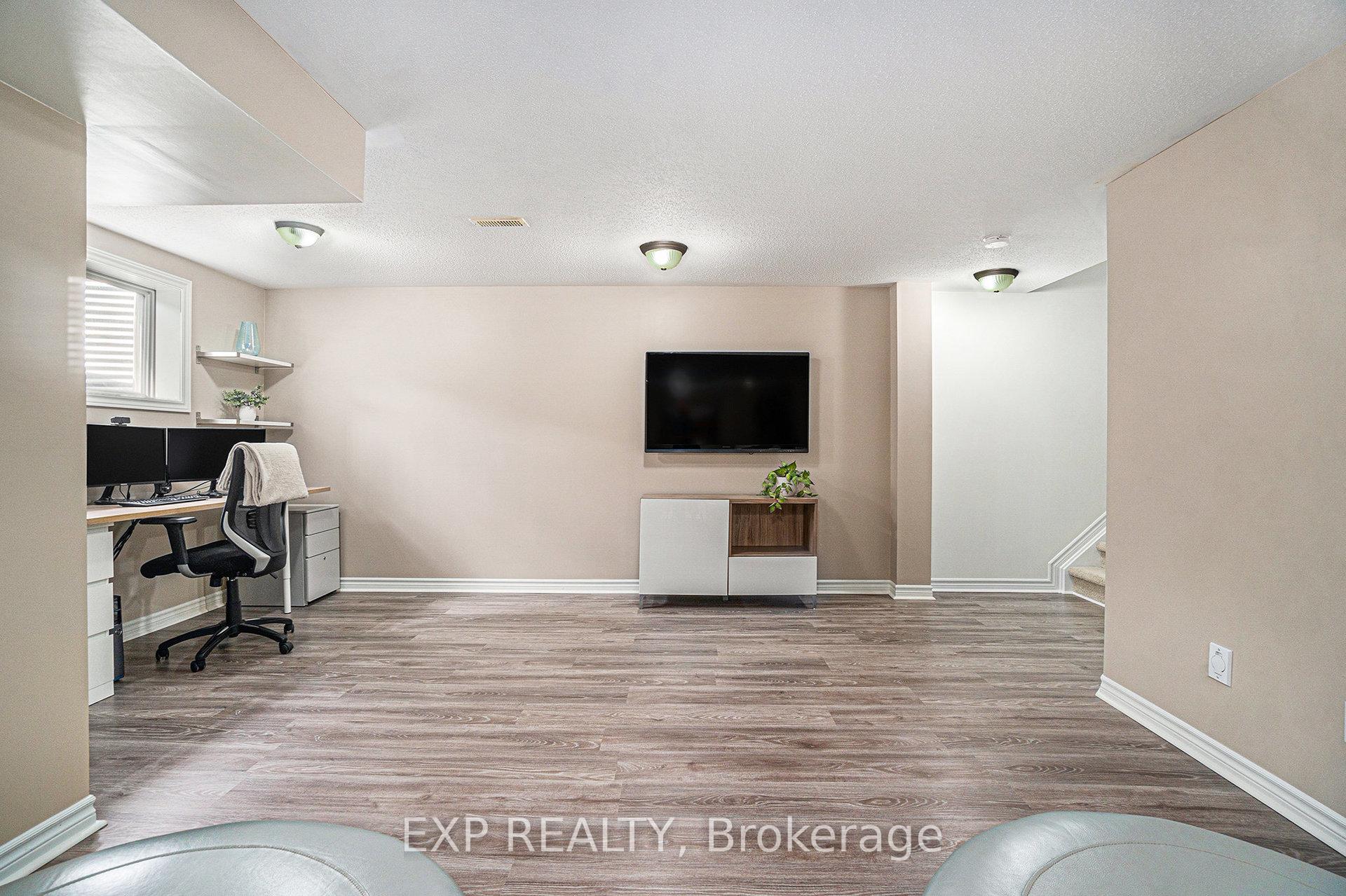 Photo 29 of 493 Rochefort Circle, Ottawa, Avalon West — HOMEH