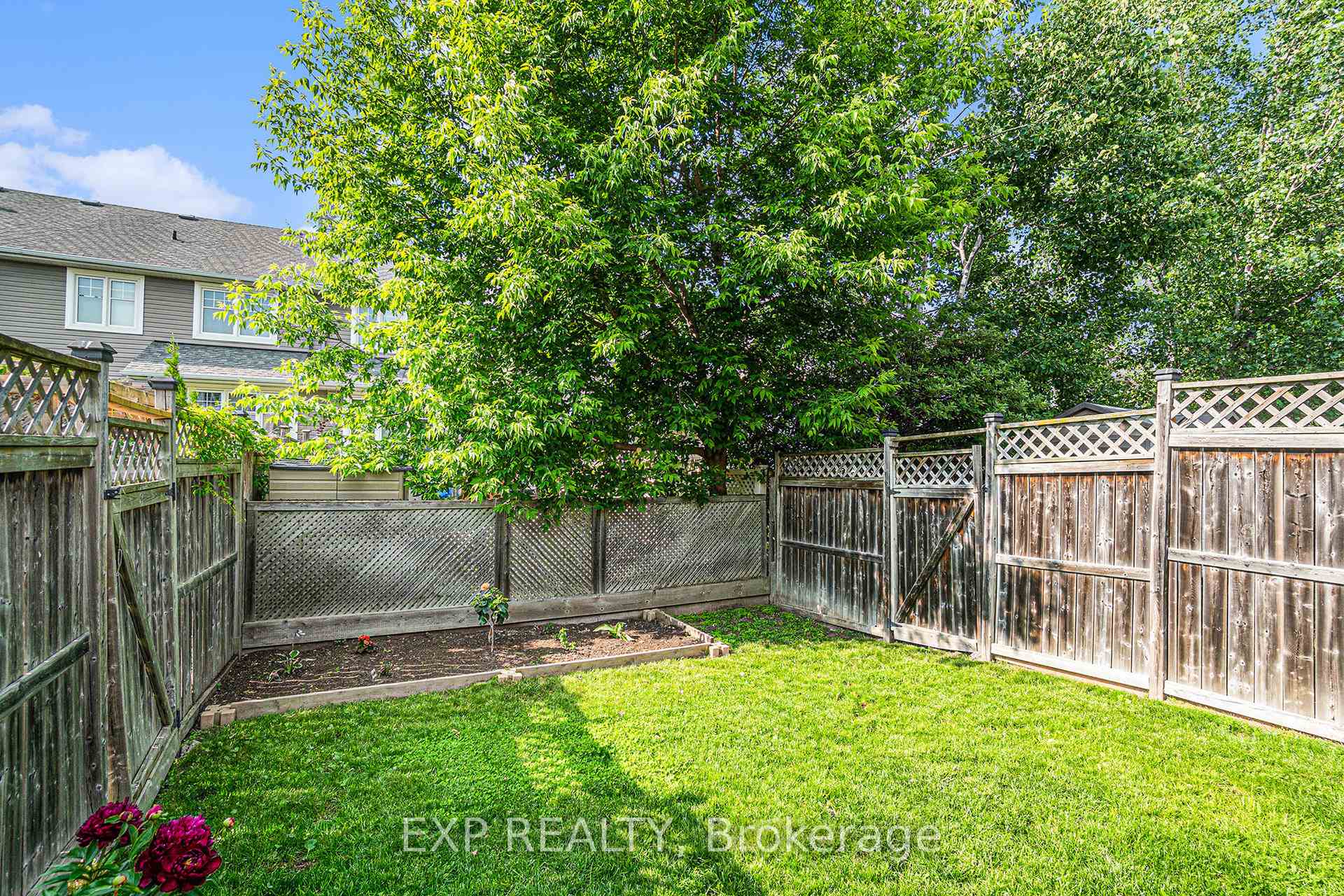 Photo 31 of 493 Rochefort Circle, Ottawa, Avalon West — HOMEH
