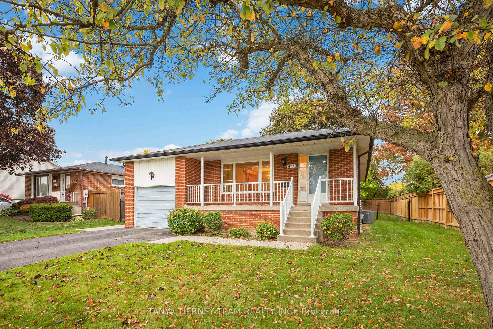 Photo 3 of 475 Central Pk Boulevard N, Oshawa, O'Neill — HOMEH