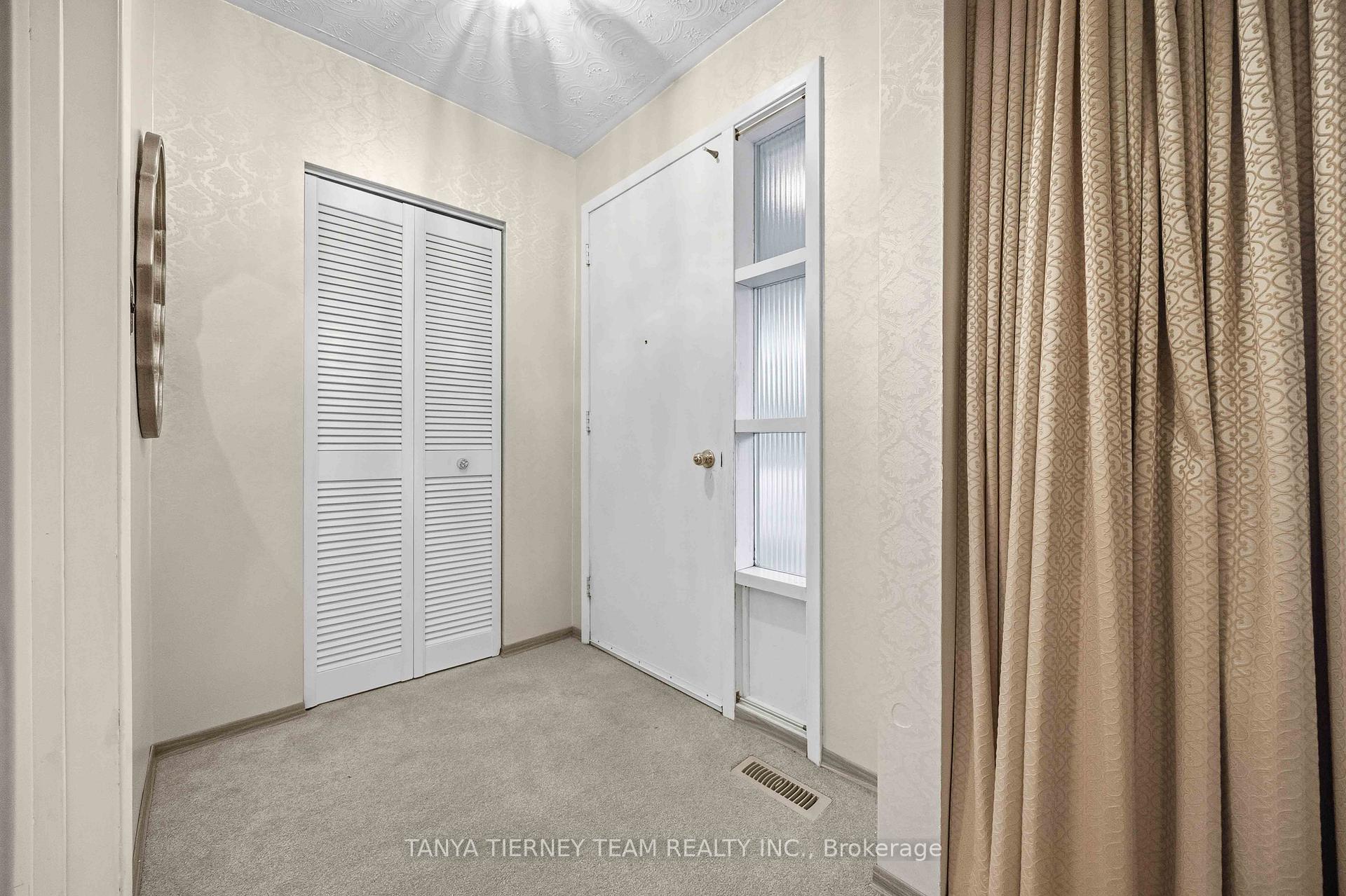 Photo 6 of 475 Central Pk Boulevard N, Oshawa, O'Neill — HOMEH