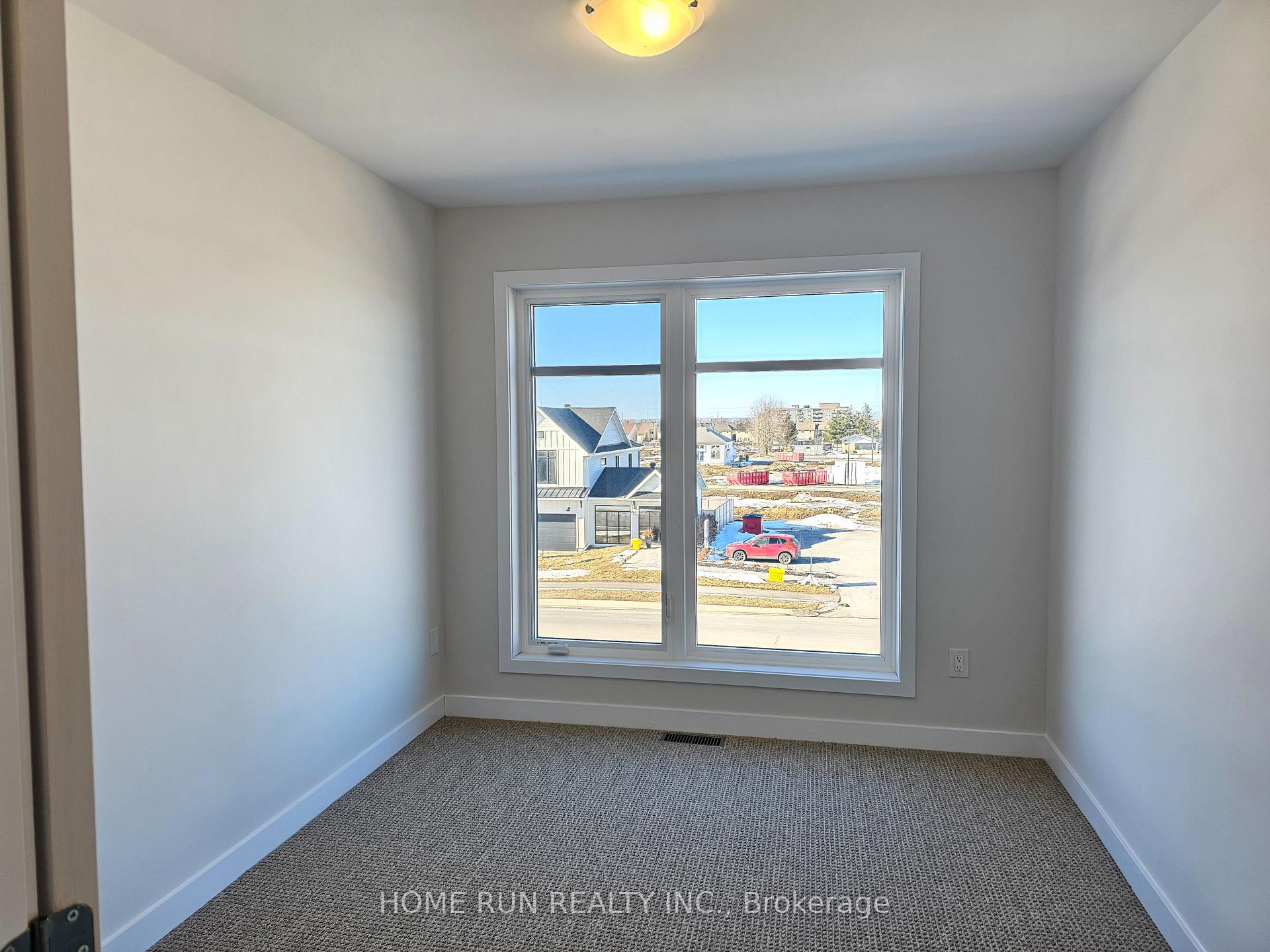 Photo 14 of 114 Venasque Private, Ottawa, Notting Hill/Summerside — HOMEH