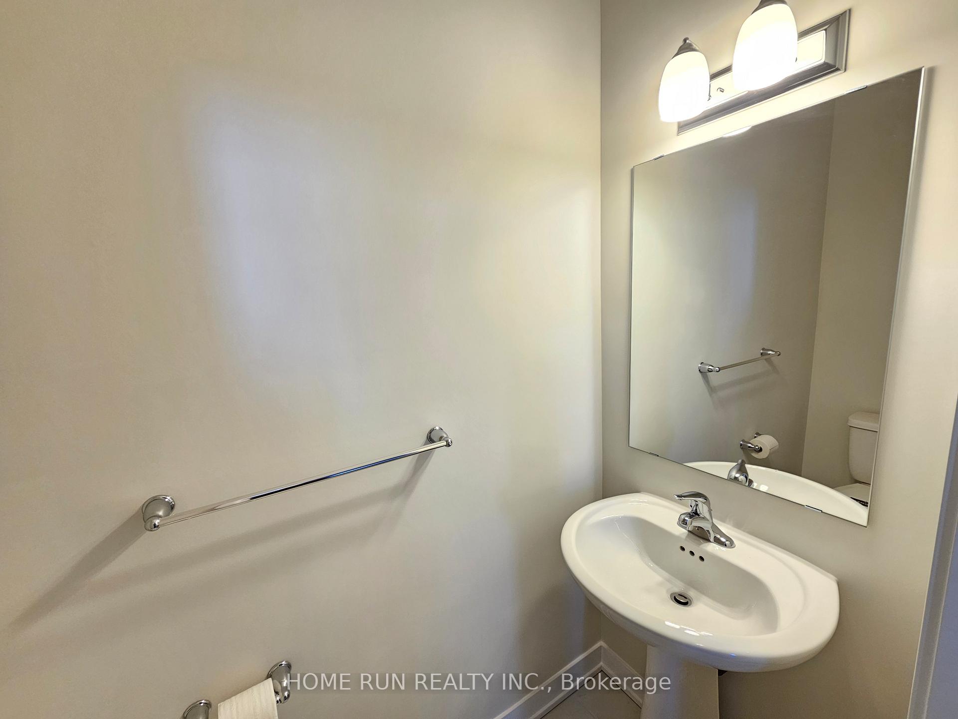 Photo 17 of 114 Venasque Private, Ottawa, Notting Hill/Summerside — HOMEH