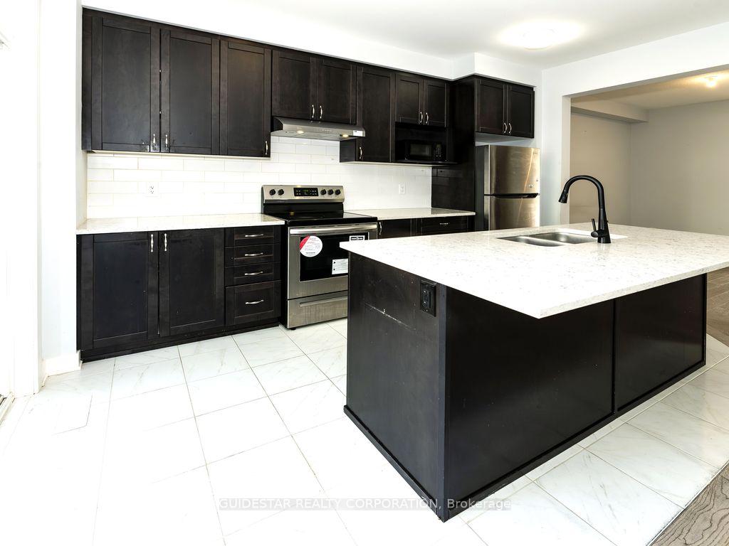 Photo 8 of 2142 Winsome Terrace, Ottawa, Fallingbrook/Gardenway South — HOMEH