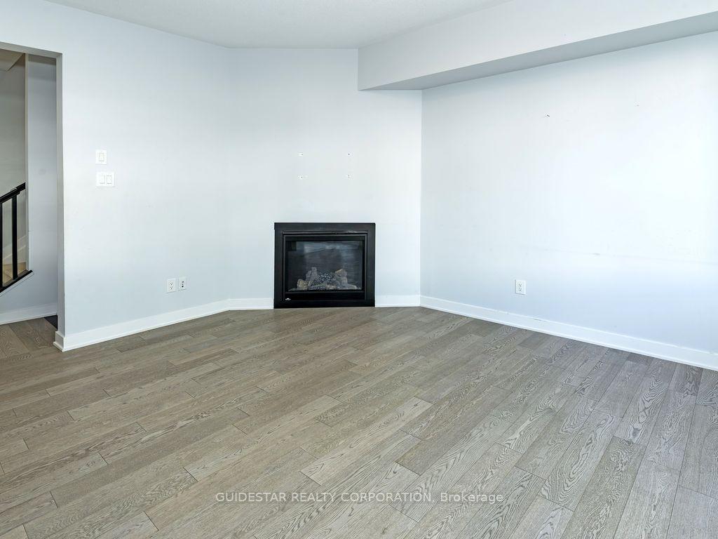 Photo 12 of 2142 Winsome Terrace, Ottawa, Fallingbrook/Gardenway South — HOMEH
