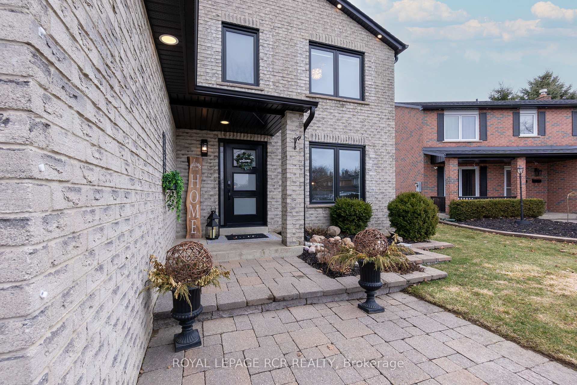 Photo 3 of 60 Wolfe Avenue, New Tecumseth, Tottenham — HOMEH