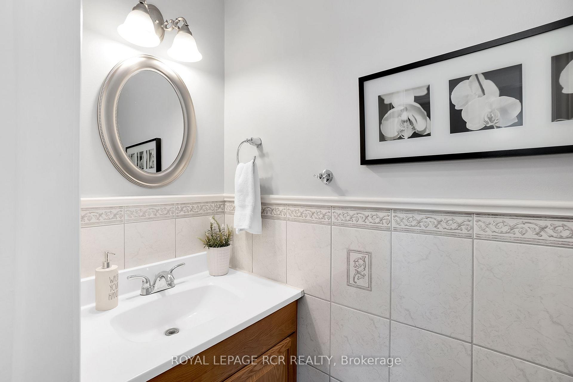 Photo 22 of 60 Wolfe Avenue, New Tecumseth, Tottenham — HOMEH