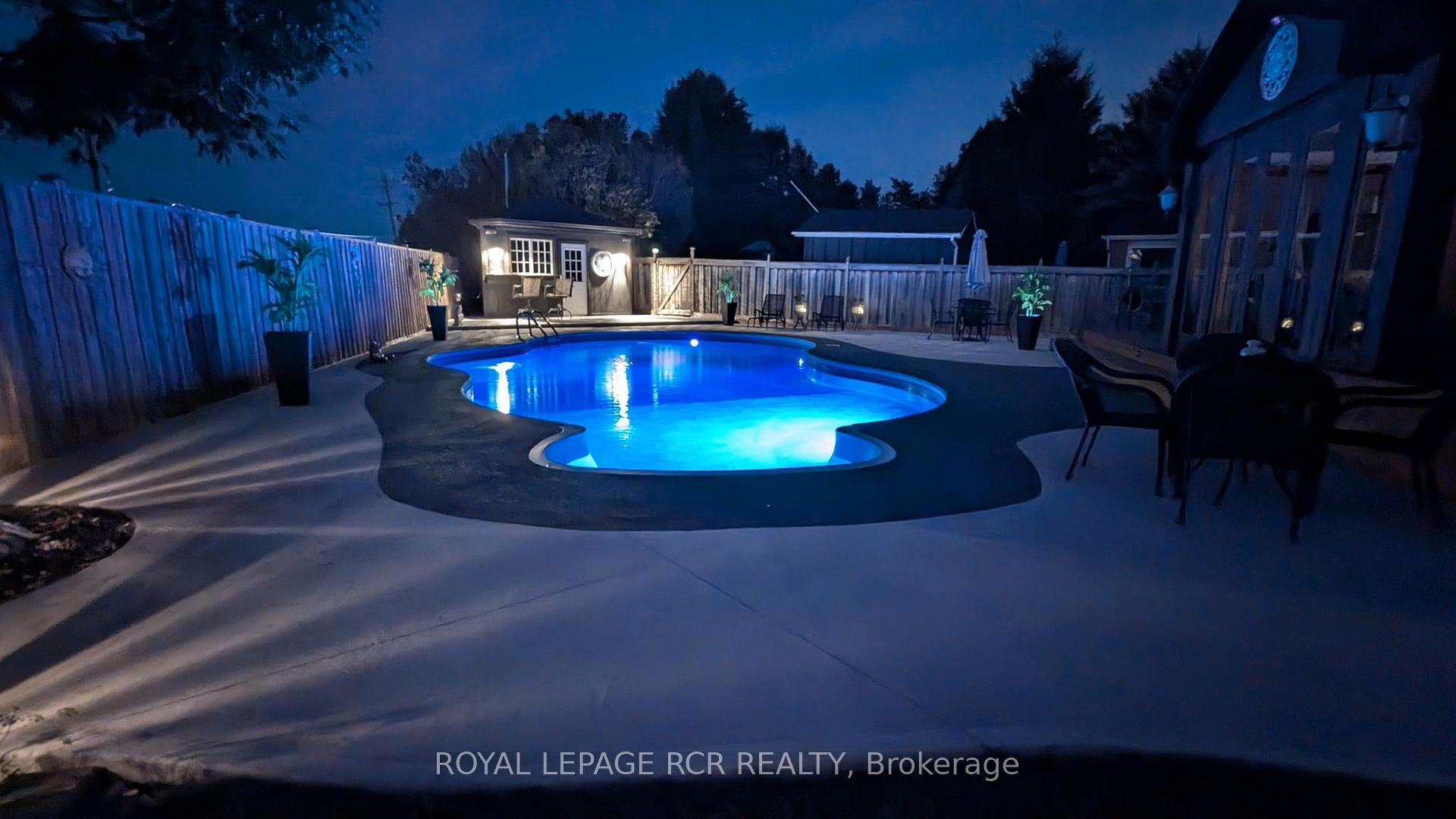 Photo 44 of 60 Wolfe Avenue, New Tecumseth, Tottenham — HOMEH