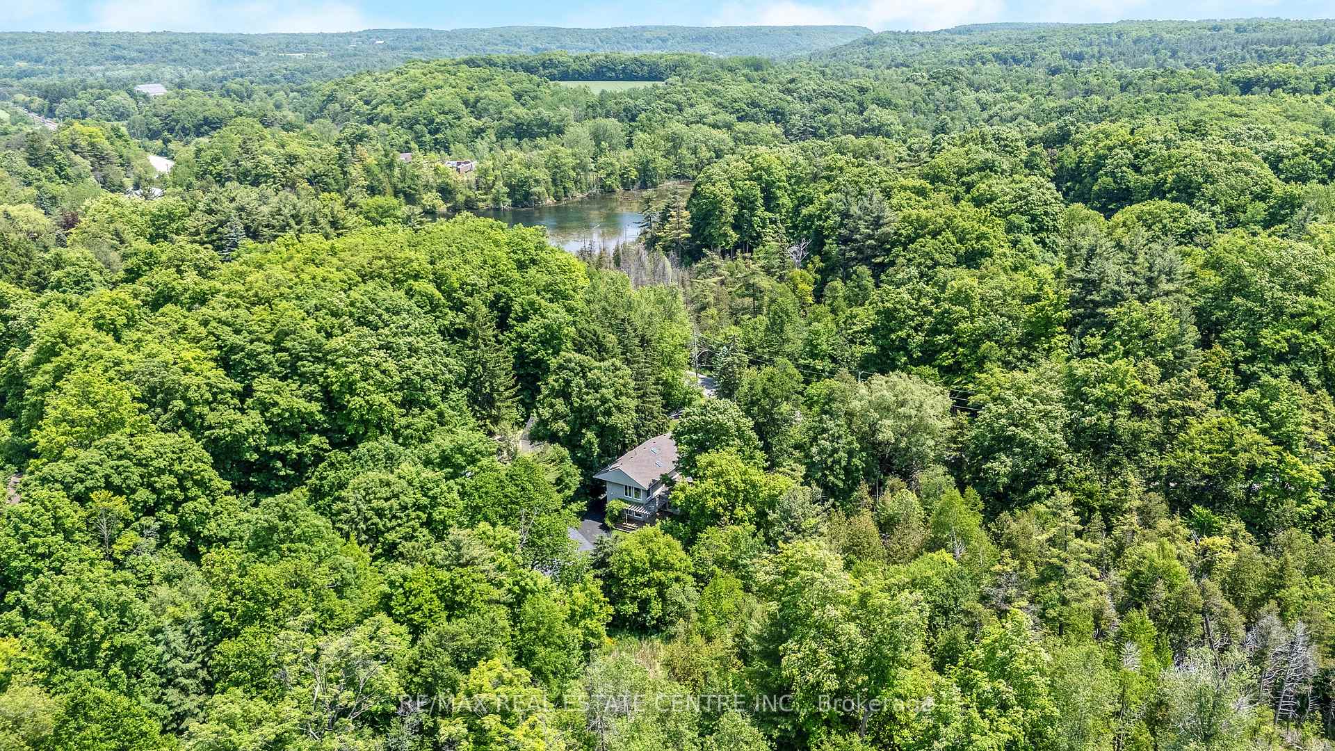 Photo 6 of 209 Campbell Avenue E, Milton, Campbellville — HOMEH