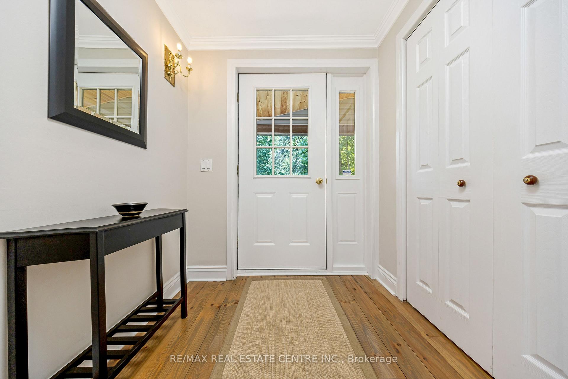 Photo 7 of 209 Campbell Avenue E, Milton, Campbellville — HOMEH
