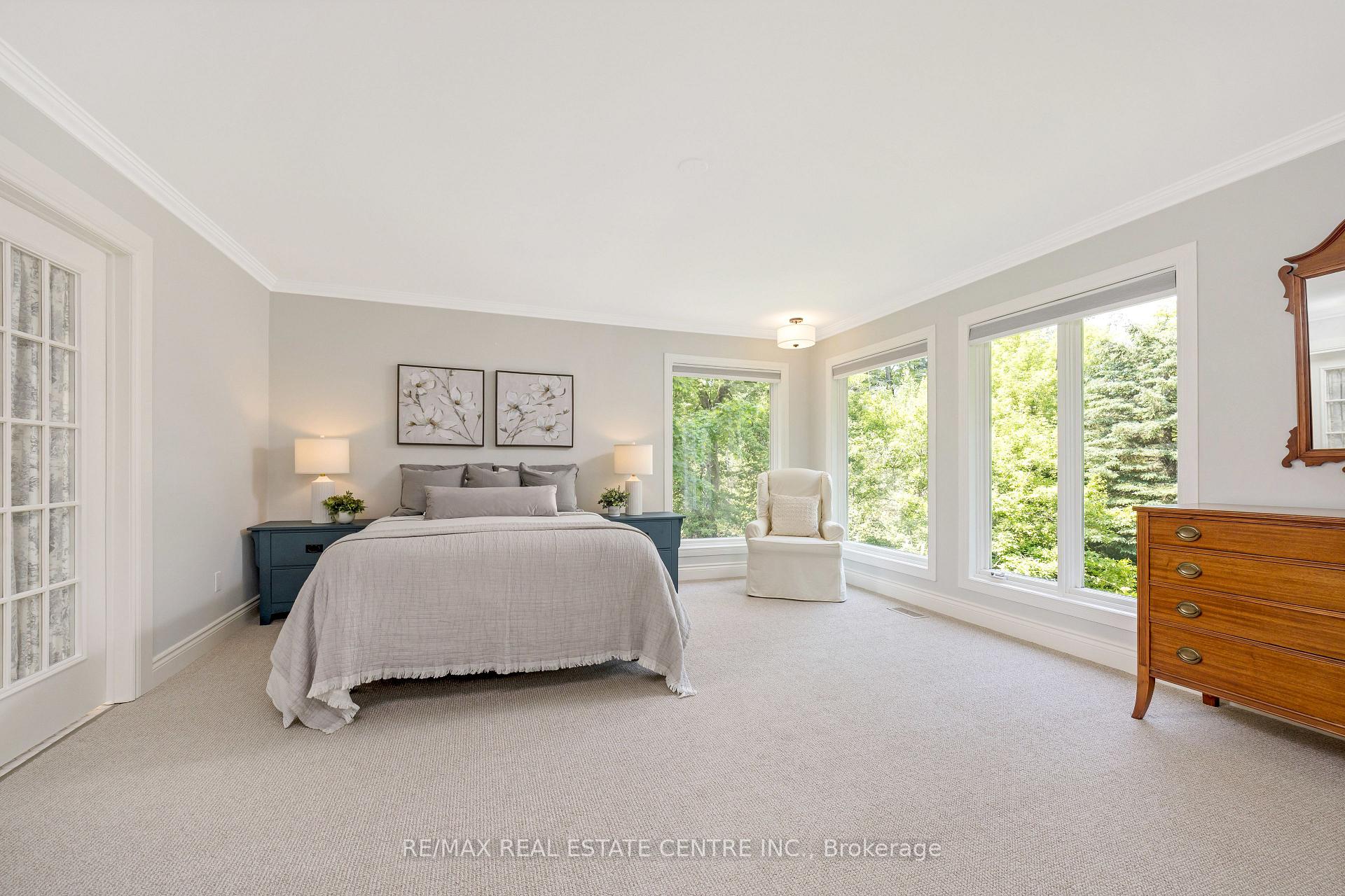 Photo 17 of 209 Campbell Avenue E, Milton, Campbellville — HOMEH