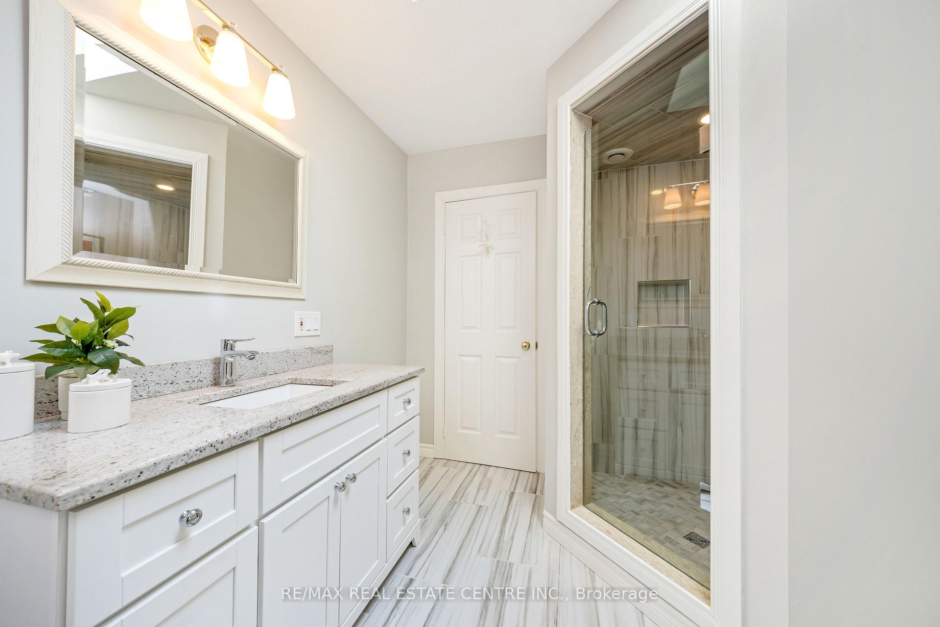 Photo 20 of 209 Campbell Avenue E, Milton, Campbellville — HOMEH