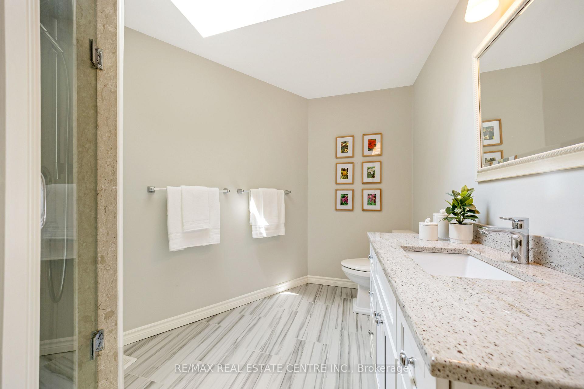 Photo 28 of 209 Campbell Avenue E, Milton, Campbellville — HOMEH