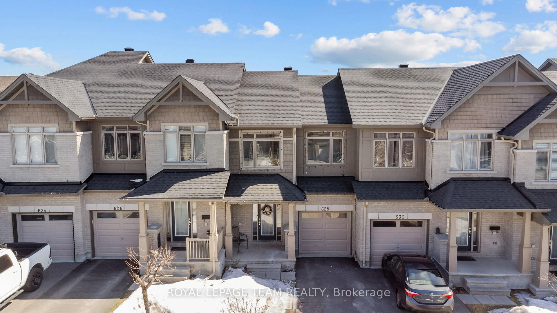 Photo 2 of 628 Spring Valley Drive, Ottawa, Mer Bleue/Bradley Estates/Anderson Park — HOMEH