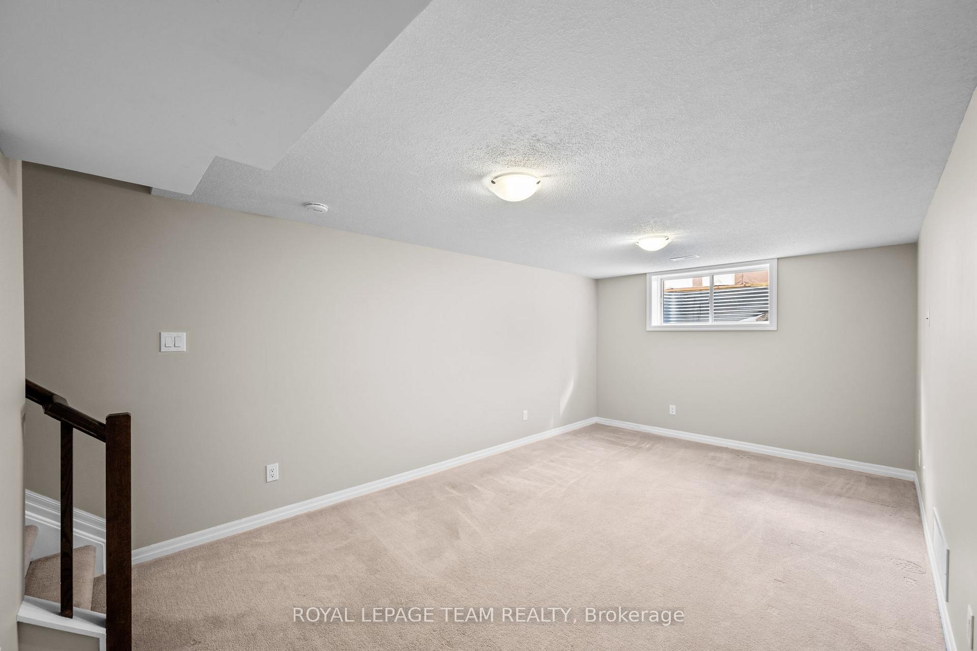 Photo 20 of 628 Spring Valley Drive, Ottawa, Mer Bleue/Bradley Estates/Anderson Park — HOMEH