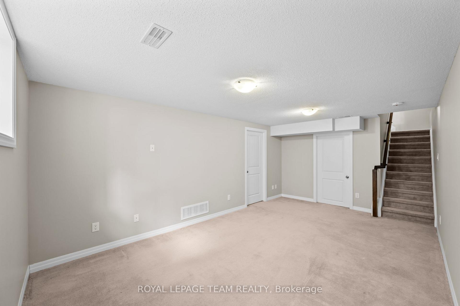 Photo 21 of 628 Spring Valley Drive, Ottawa, Mer Bleue/Bradley Estates/Anderson Park — HOMEH