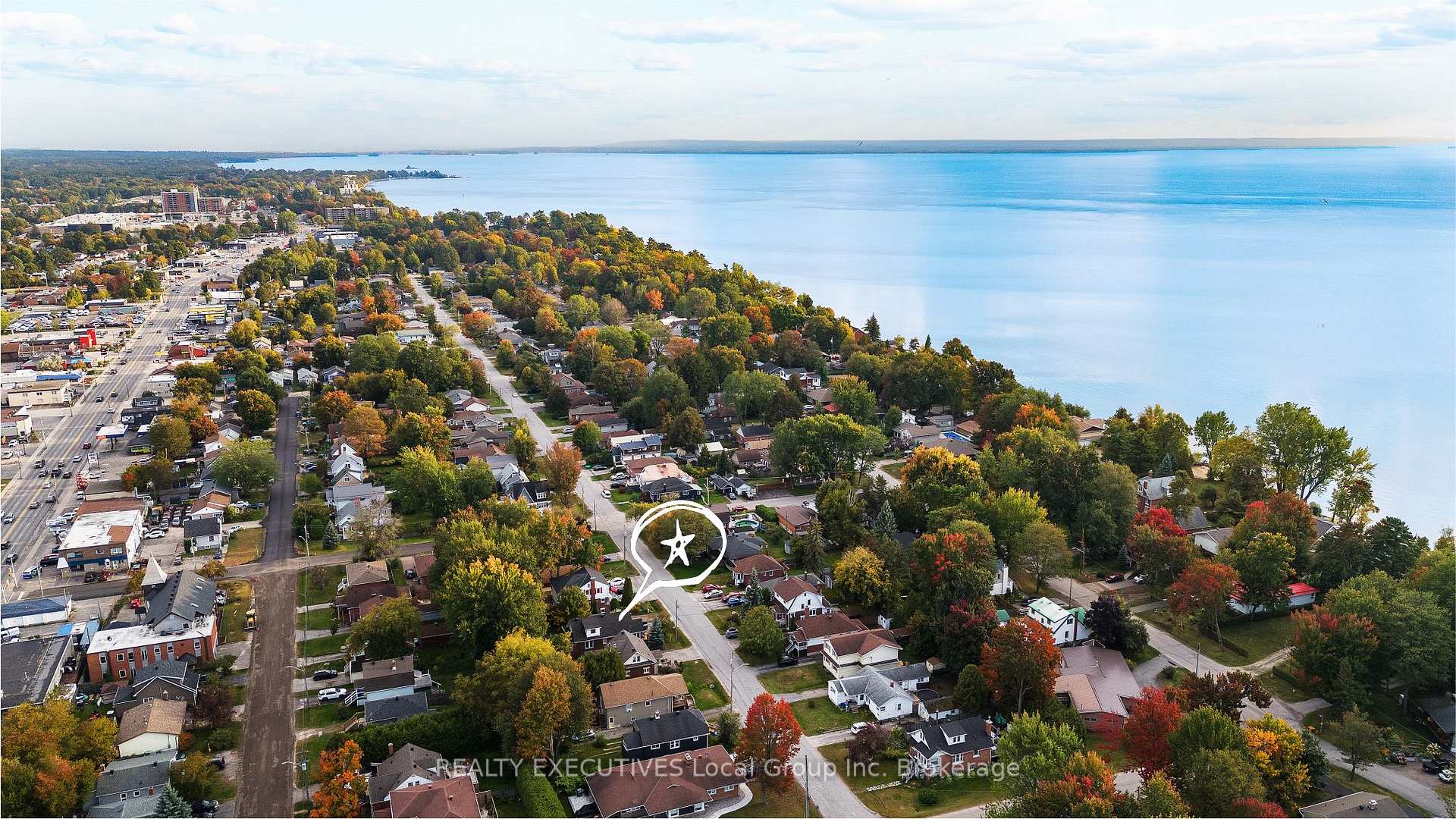 Photo 3 of 60 Whitney Avenue, North Bay, Ferris — HOMEH