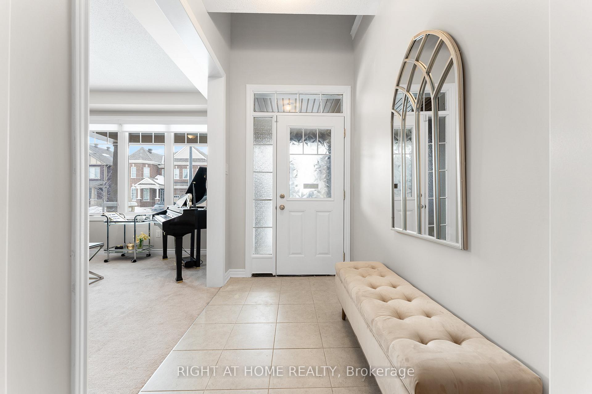Photo 4 of 354 Sweetclover Way, Ottawa, Avalon West — HOMEH