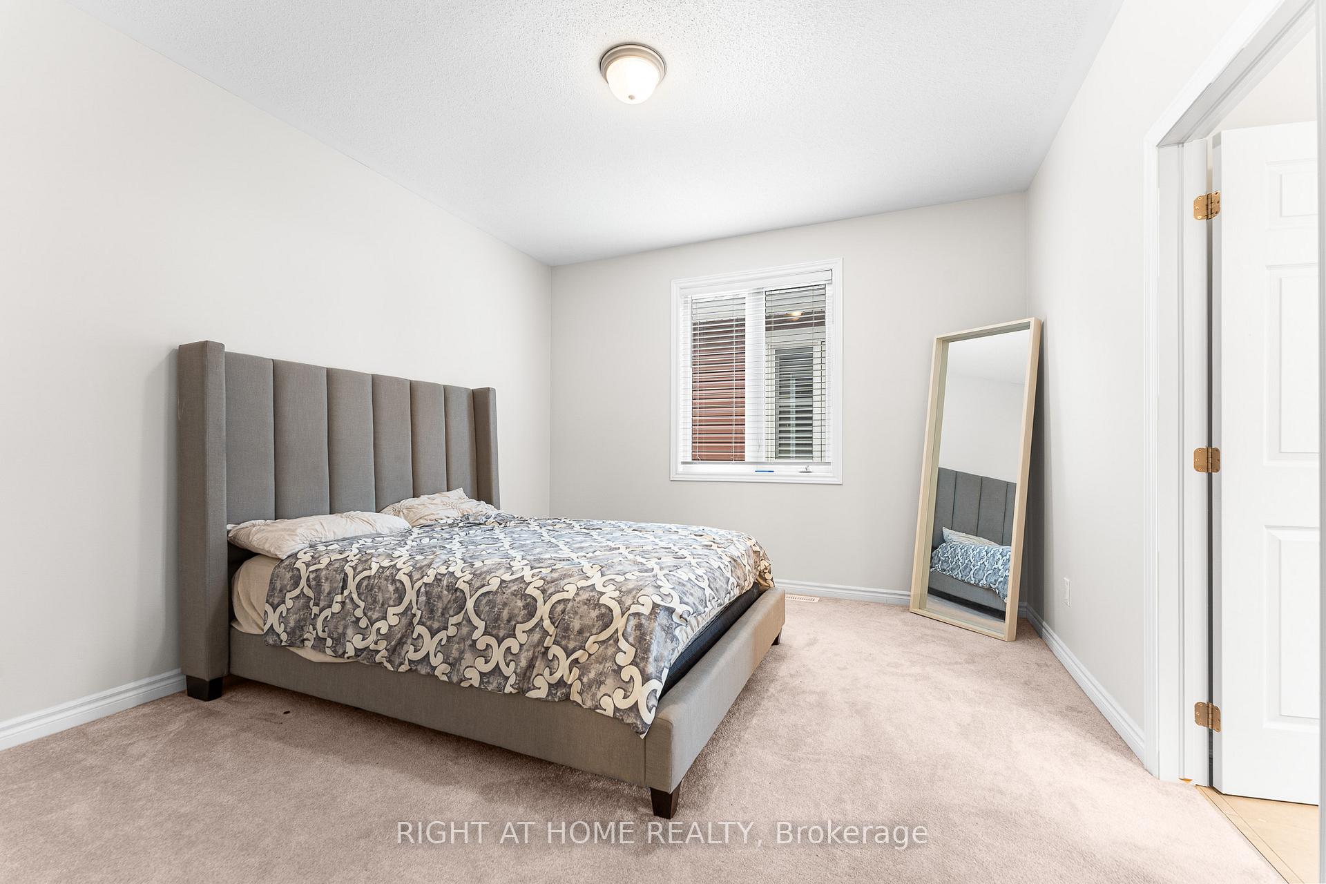Photo 32 of 354 Sweetclover Way, Ottawa, Avalon West — HOMEH
