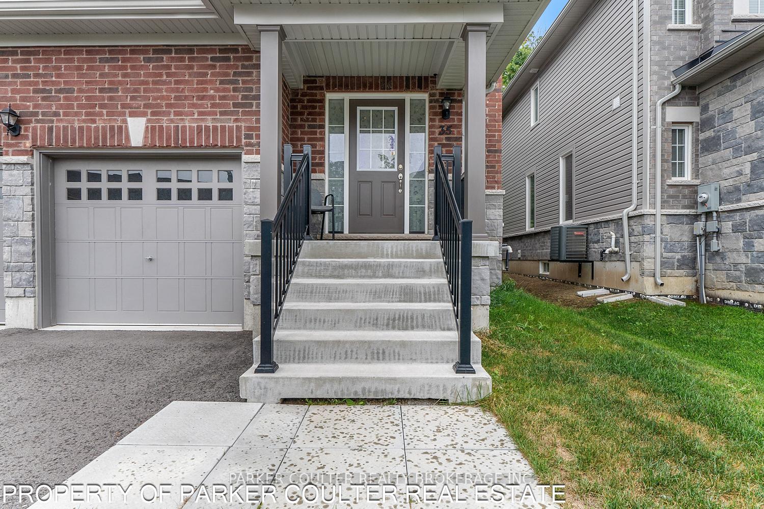 Photo 3 of 35 Atlantis Drive, Orillia — HOMEH