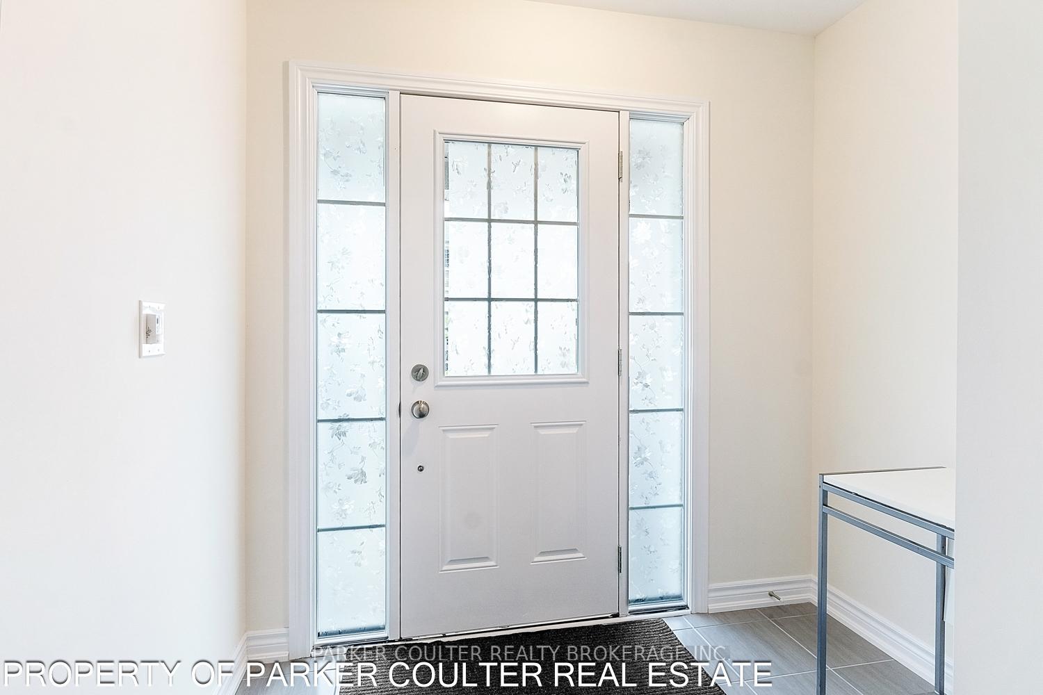 Photo 4 of 35 Atlantis Drive, Orillia — HOMEH