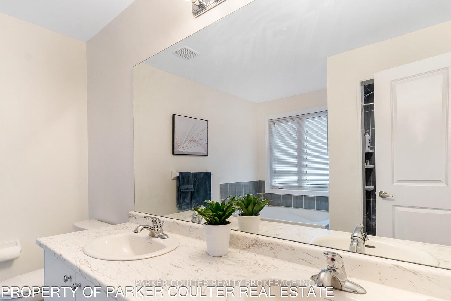 Photo 24 of 35 Atlantis Drive, Orillia — HOMEH