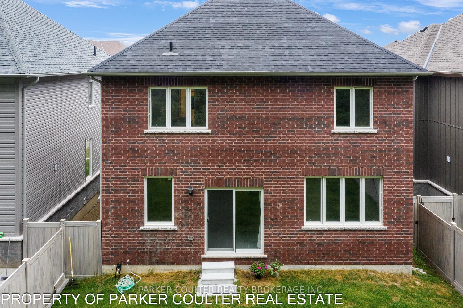Photo 36 of 35 Atlantis Drive, Orillia — HOMEH