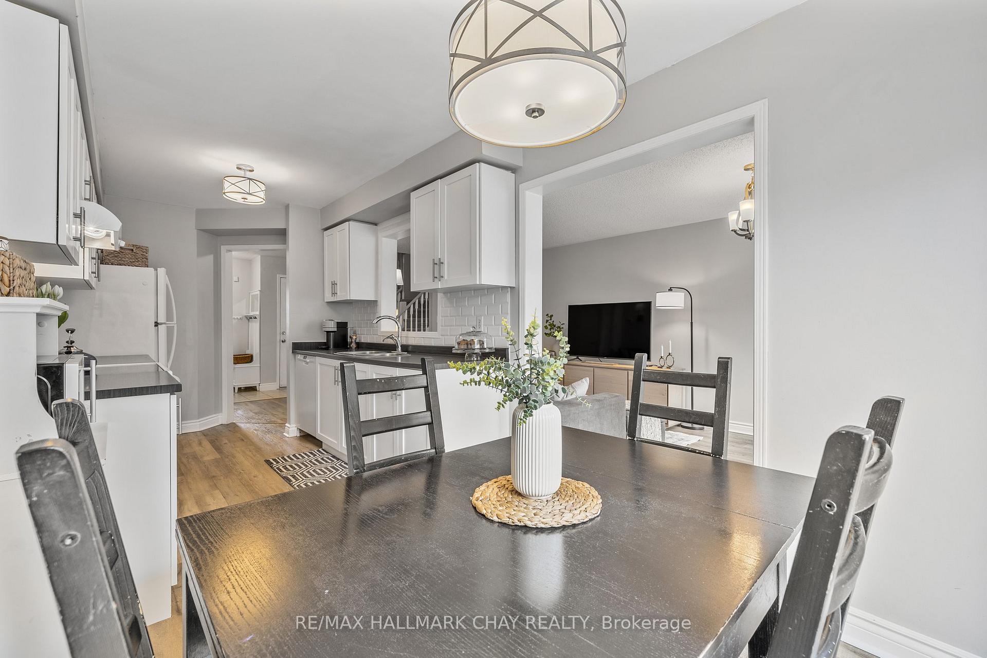 Photo 18 of 4 Mcgahey Street, New Tecumseth, Tottenham — HOMEH