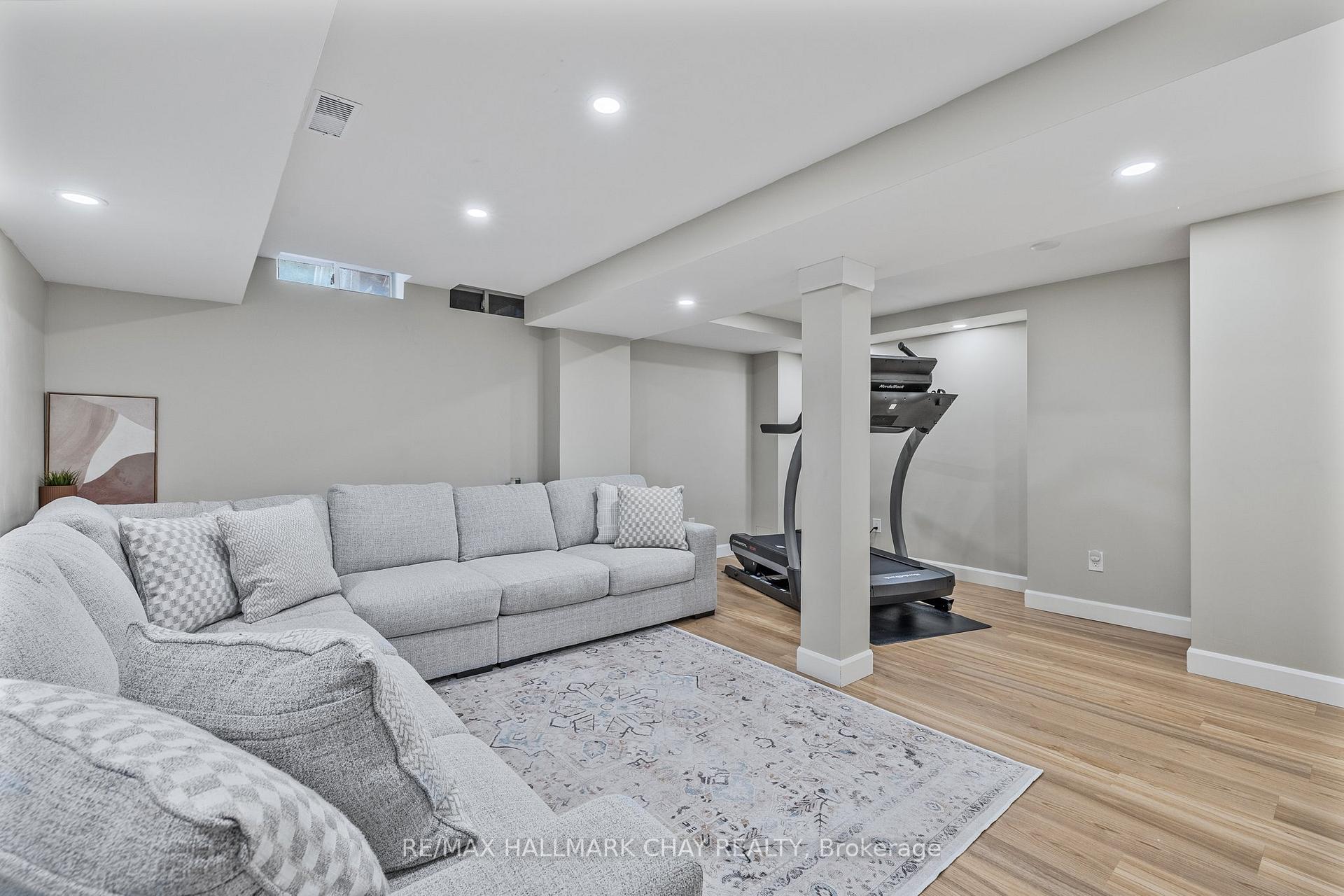 Photo 41 of 4 Mcgahey Street, New Tecumseth, Tottenham — HOMEH